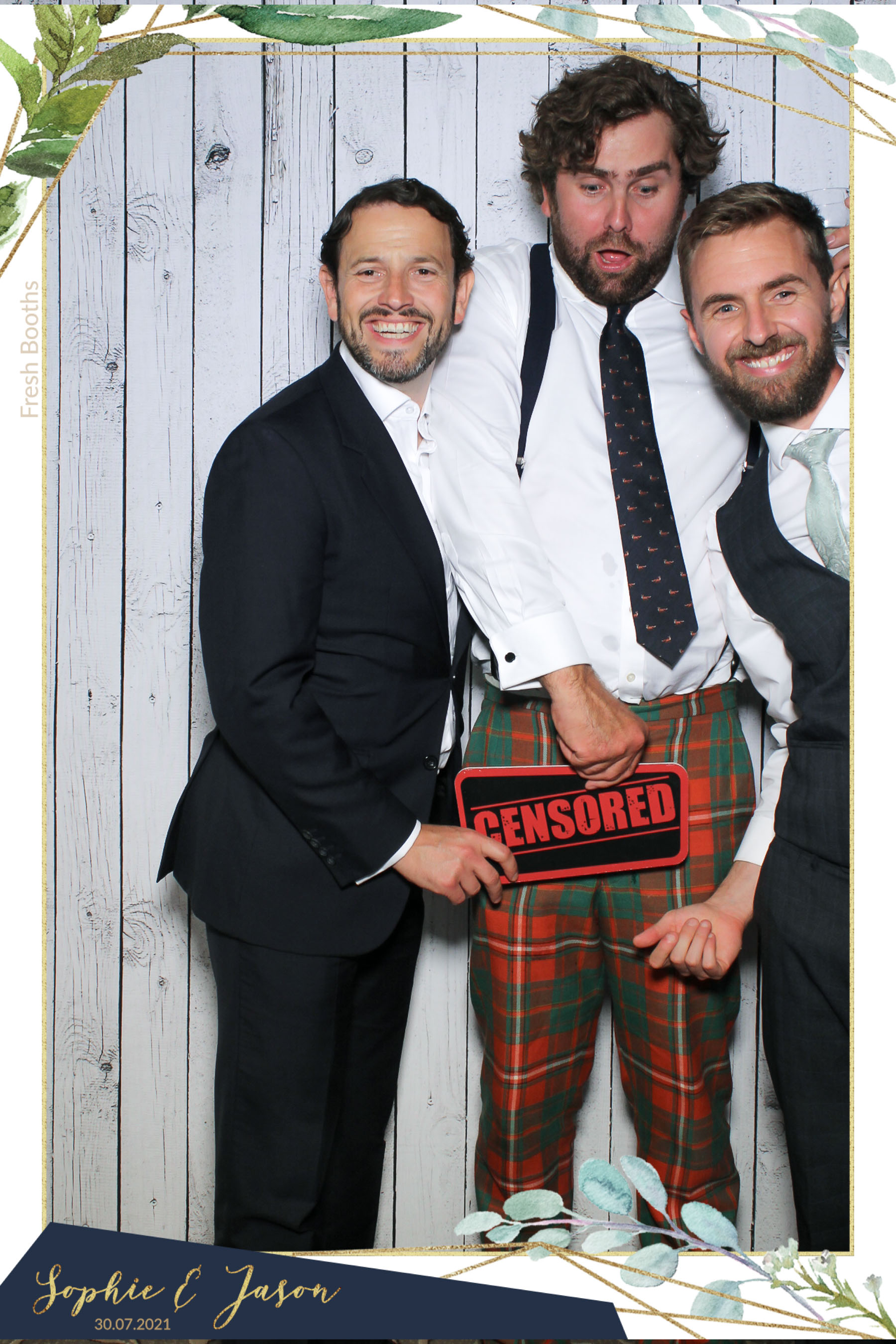 Jason and Sophie Wedding - Selfie Mirror | View more photos from the event at gallery.freshbooths.com/u/FreshBooths/Jason-and-Sophie-Wedding-Selfie-Mirror