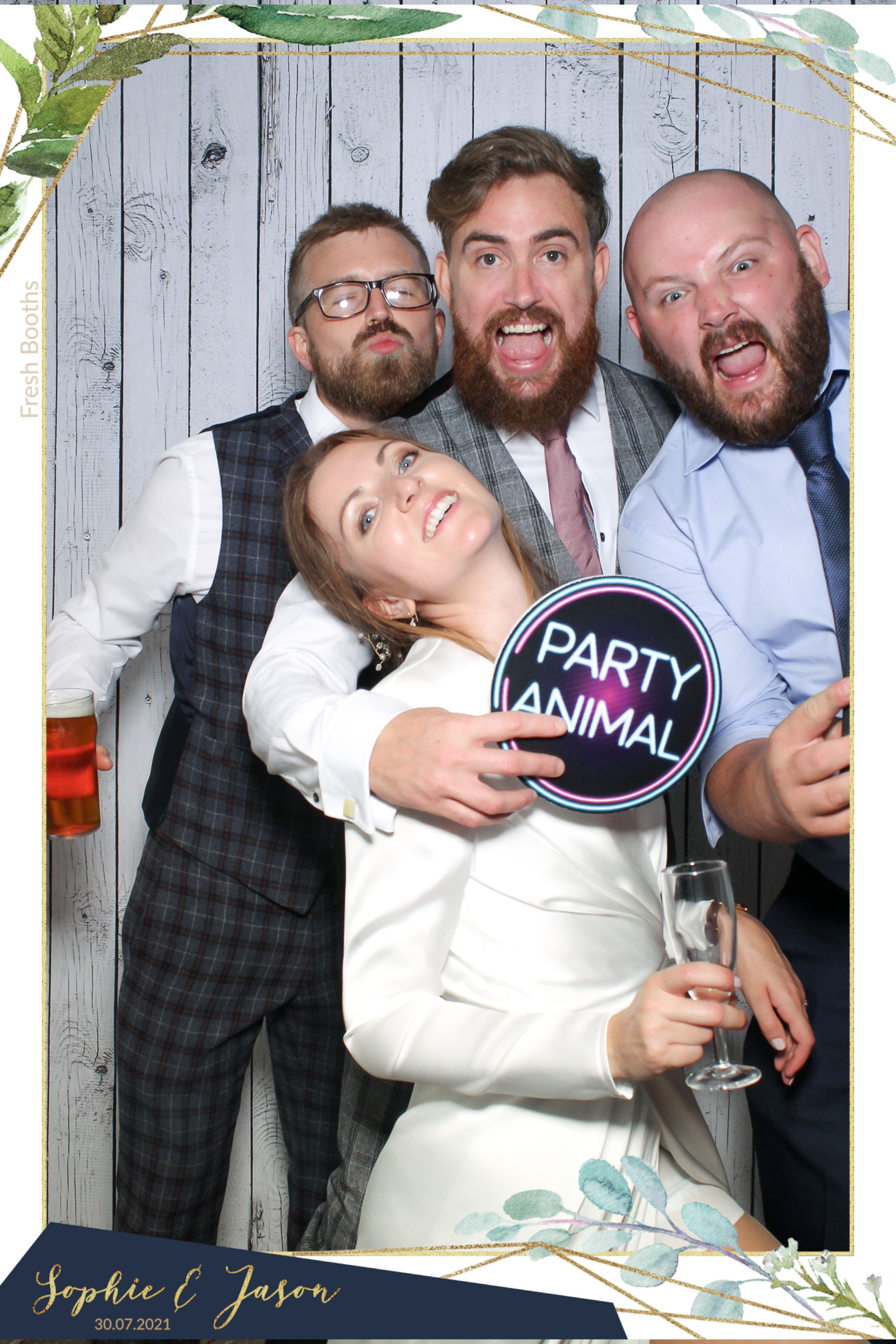 Jason and Sophie Wedding - Selfie Mirror | View more photos from the event at gallery.freshbooths.com/u/FreshBooths/Jason-and-Sophie-Wedding-Selfie-Mirror
