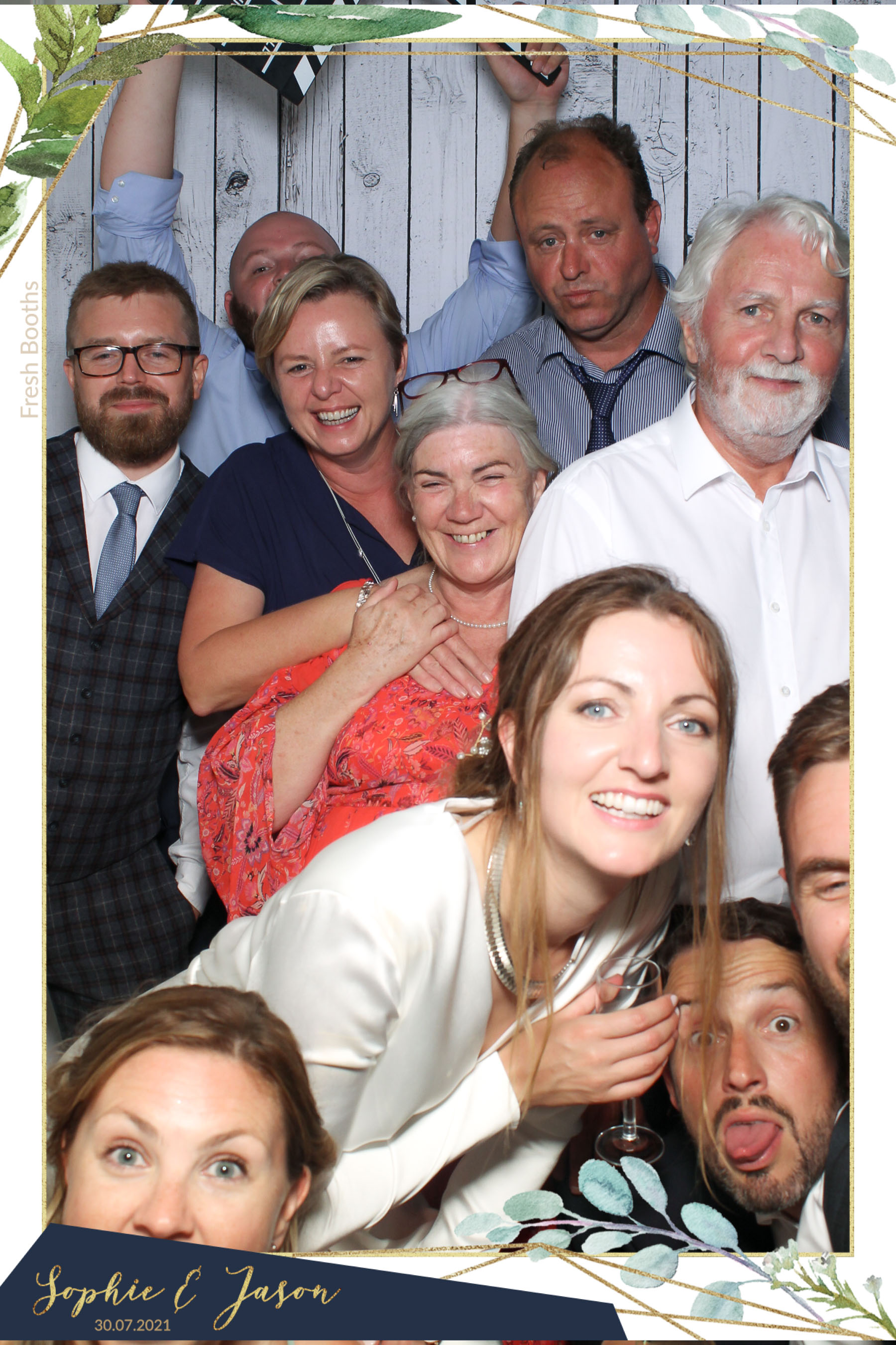 Jason and Sophie Wedding - Selfie Mirror | View more photos from the event at gallery.freshbooths.com/u/FreshBooths/Jason-and-Sophie-Wedding-Selfie-Mirror