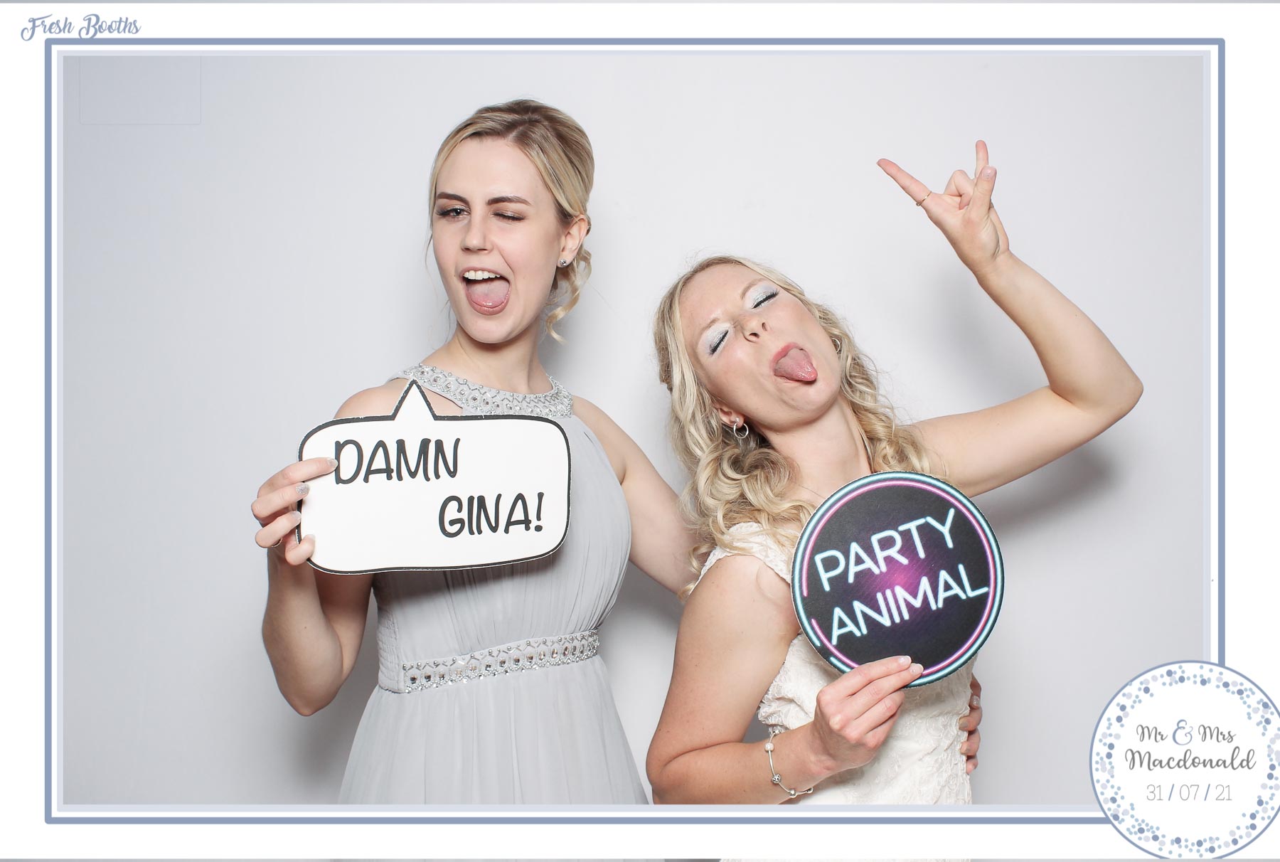 Josh and Naomi Wedding - Classic Open Booth | View more photos from the event at gallery.freshbooths.com/u/FreshBooths/Josh-and-Naomi-Wedding-Classic-Open-Booth
