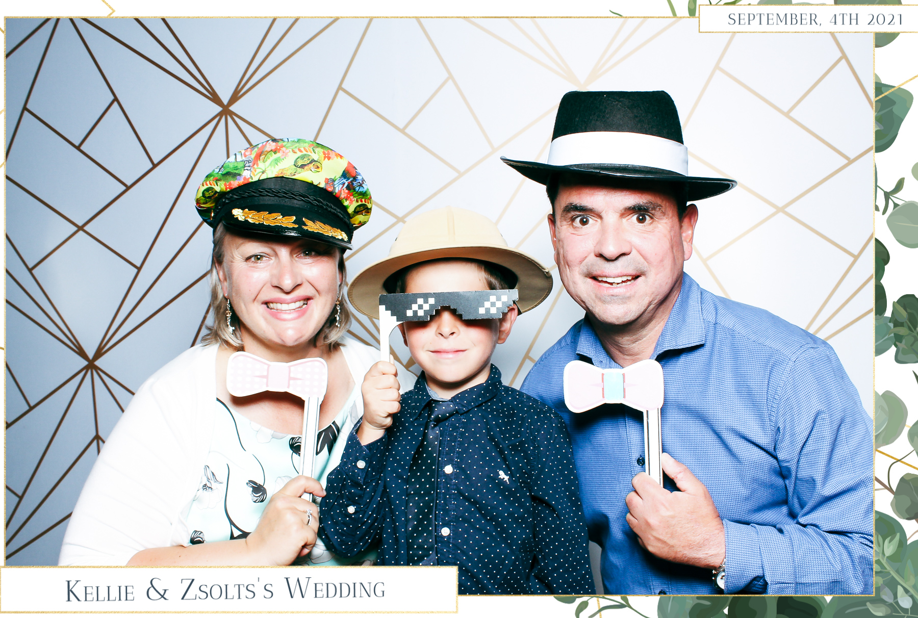 Kellie & Zsolt Wedding - Classic Open Booth | View more photos from the event at gallery.freshbooths.com/u/FreshBooths/Kellie-Zsolt-Wedding-Classic-Open-Booth