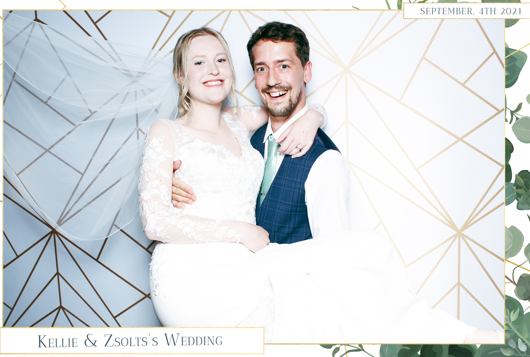 Kellie & Zsolt Wedding - Classic Open Booth | View more photos from the event at gallery.freshbooths.com/u/FreshBooths/Kellie-Zsolt-Wedding-Classic-Open-Booth