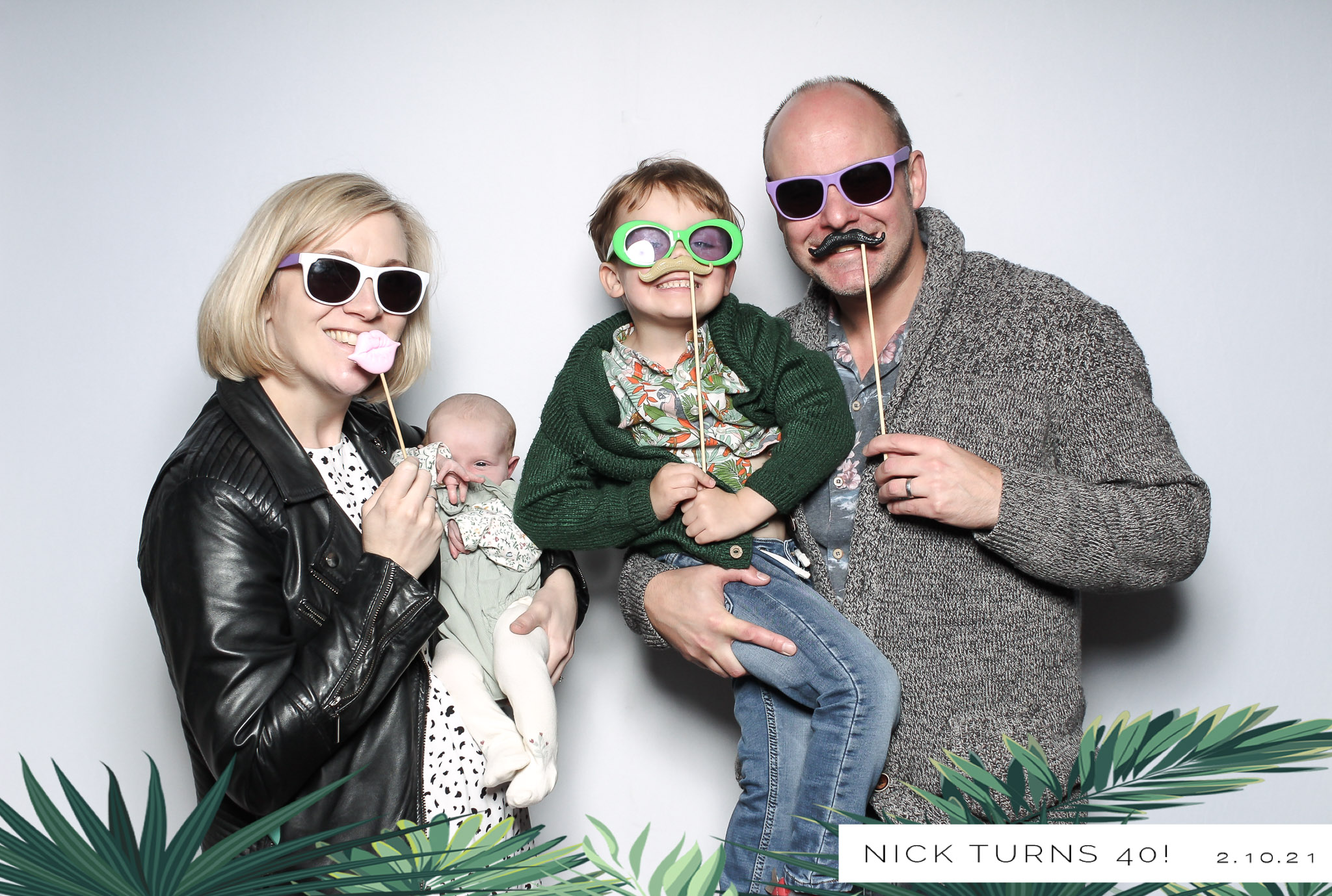 Nick Turns 40! -Classic Open Booth | View more photos from the event at gallery.freshbooths.com/u/FreshBooths/Nick-Turns-40-Classic-Open-Booth
