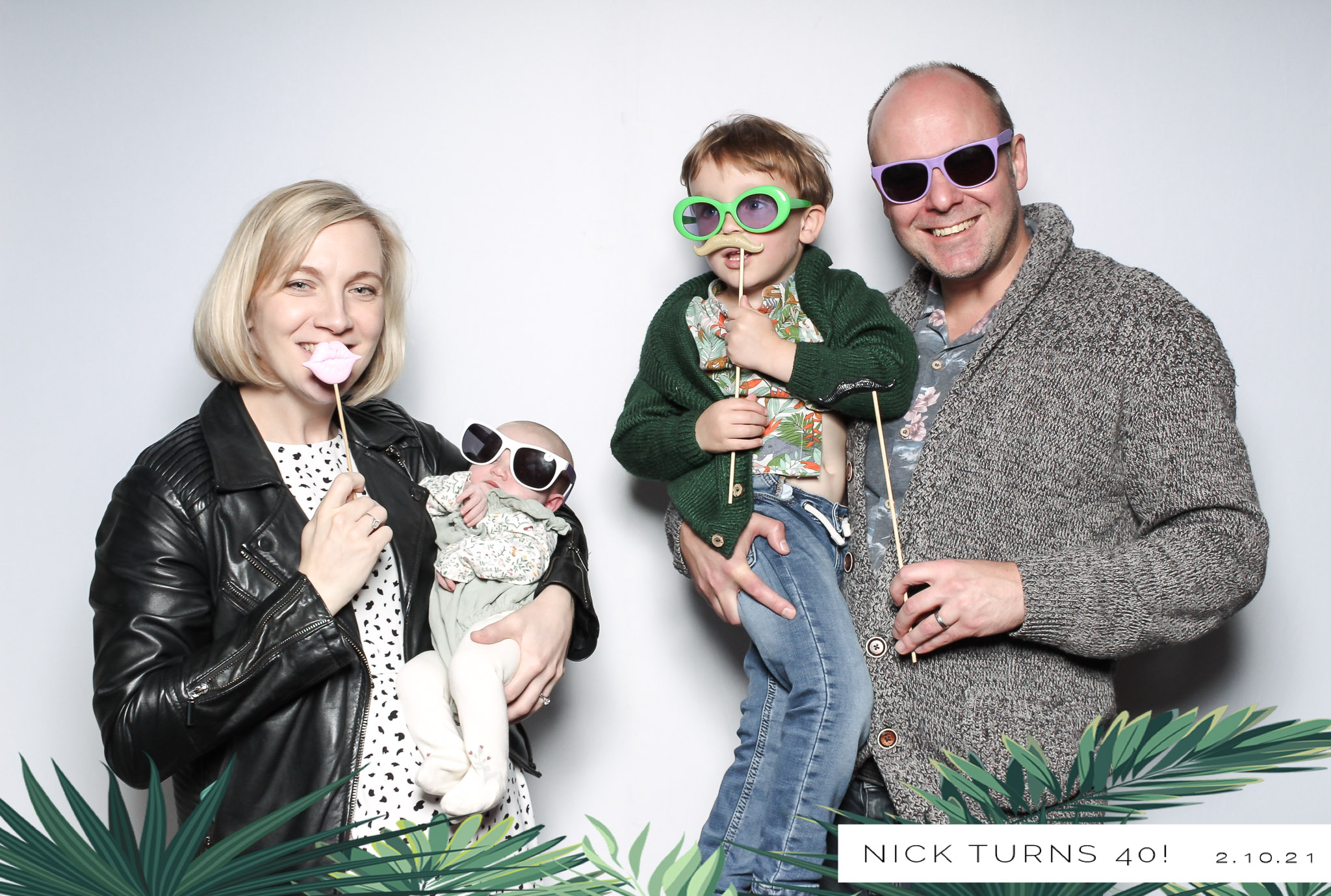 Nick Turns 40! -Classic Open Booth | View more photos from the event at gallery.freshbooths.com/u/FreshBooths/Nick-Turns-40-Classic-Open-Booth
