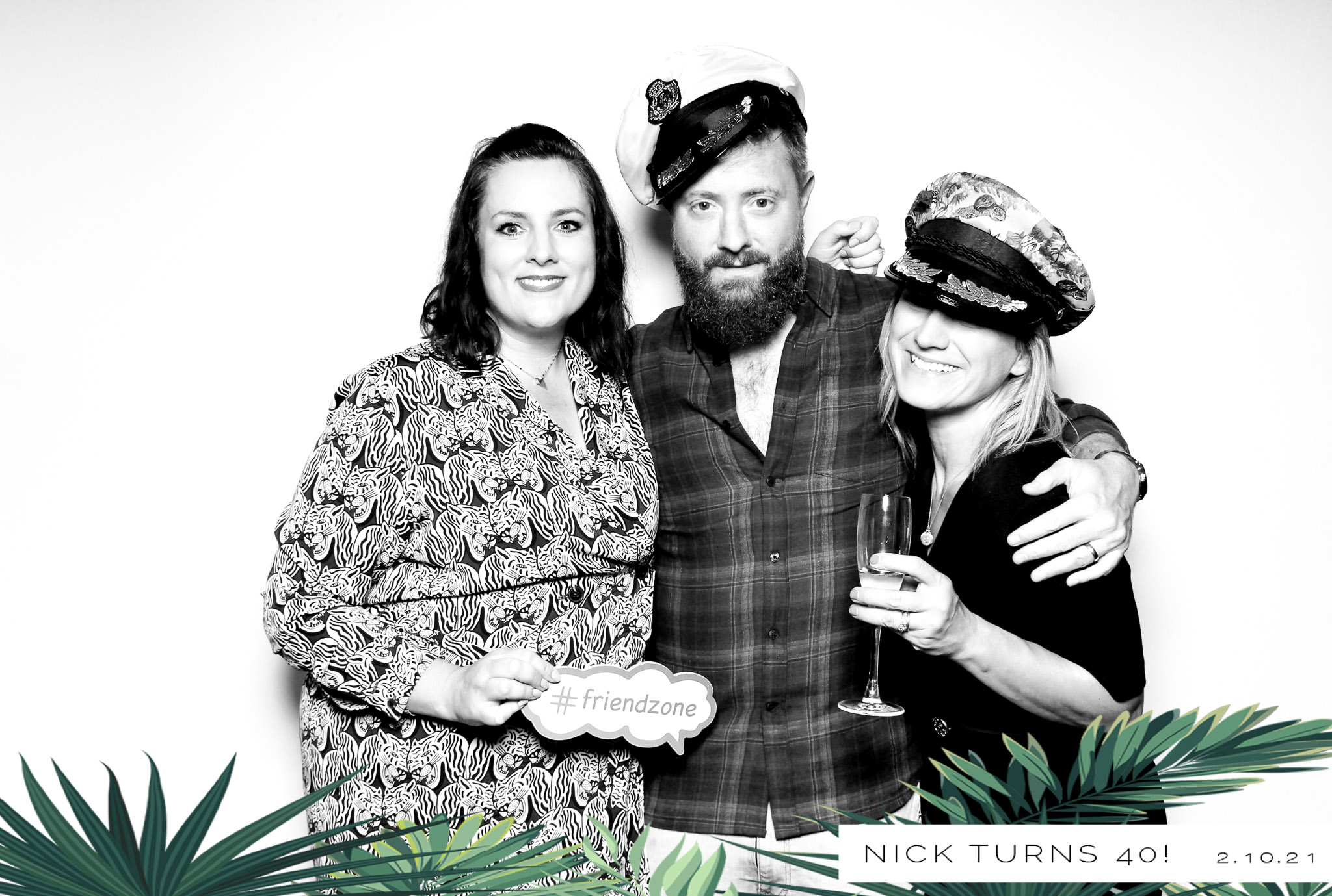Nick Turns 40! -Classic Open Booth | View more photos from the event at gallery.freshbooths.com/u/FreshBooths/Nick-Turns-40-Classic-Open-Booth