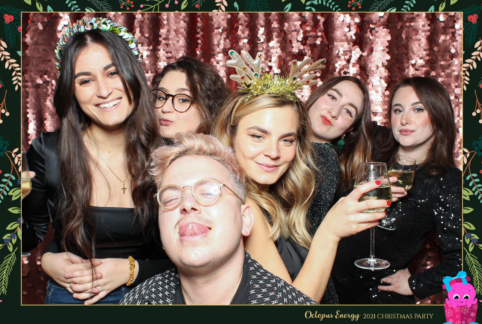 Octopus Energy Christmas Party 2021 | View more photos from the event at gallery.freshbooths.com/u/FreshBooths/Octopus-Energy-Christmas-Party-2021
