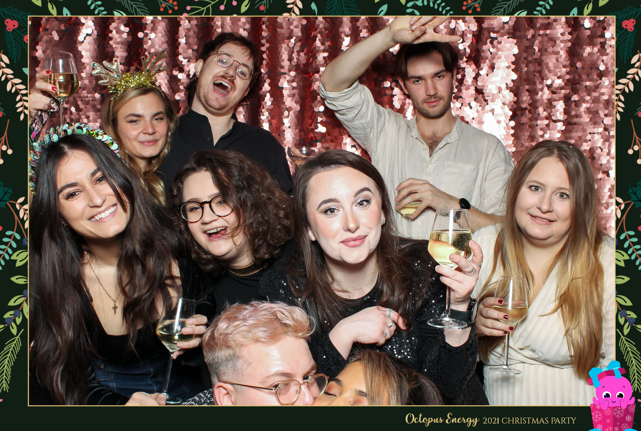 Octopus Energy Christmas Party 2021 | View more photos from the event at gallery.freshbooths.com/u/FreshBooths/Octopus-Energy-Christmas-Party-2021