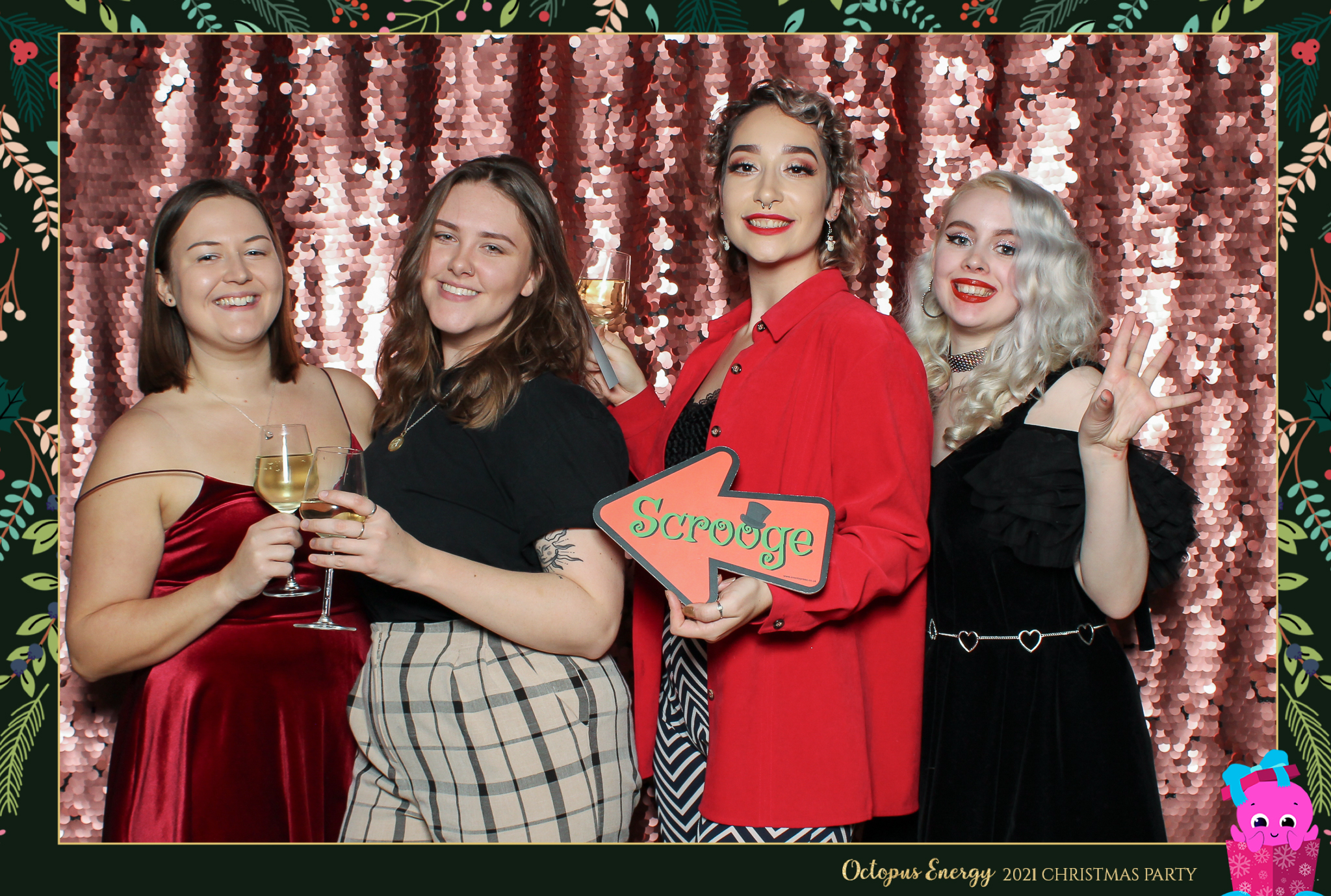Octopus Energy Christmas Party 2021 | View more photos from the event at gallery.freshbooths.com/u/FreshBooths/Octopus-Energy-Christmas-Party-2021