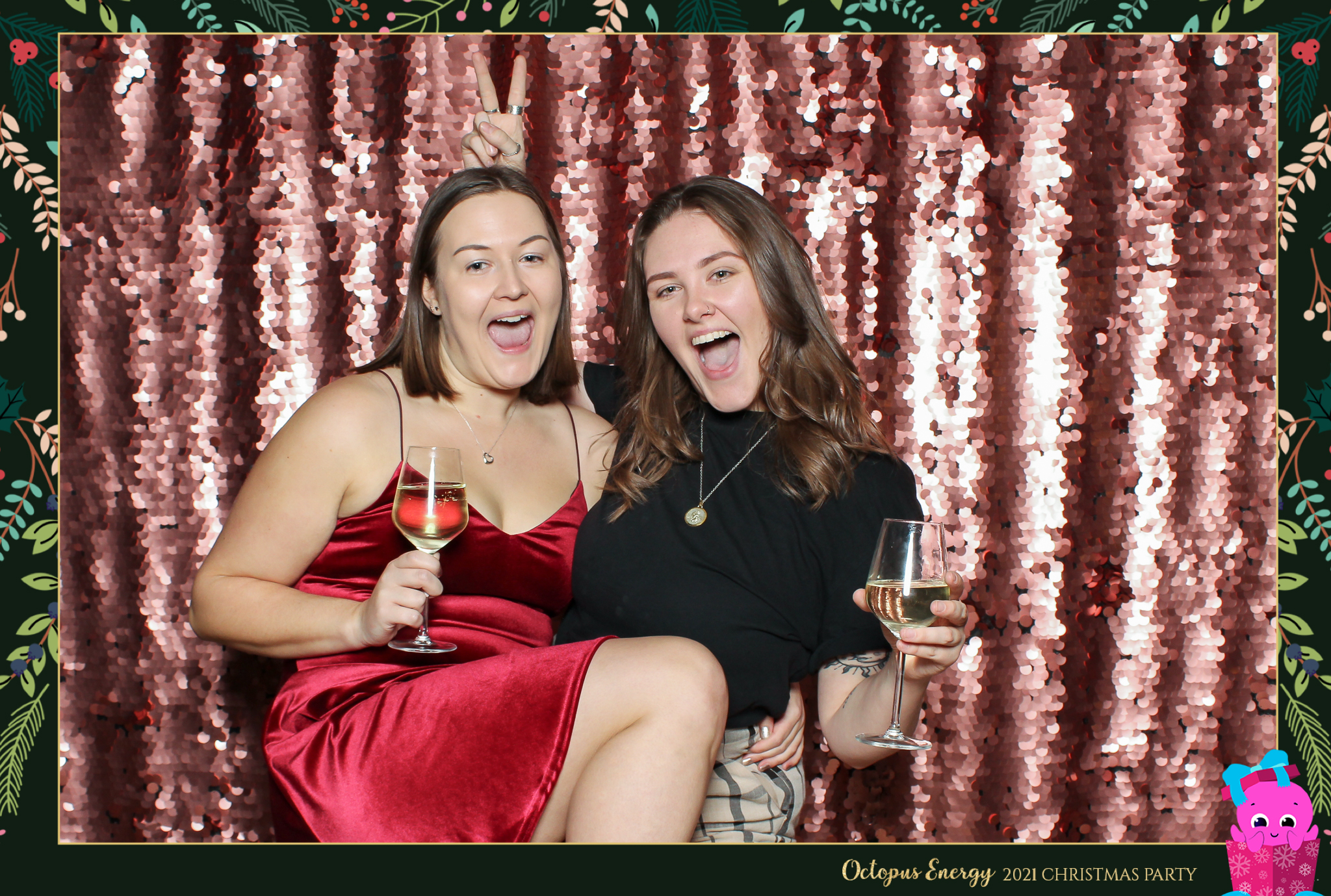 Octopus Energy Christmas Party 2021 | View more photos from the event at gallery.freshbooths.com/u/FreshBooths/Octopus-Energy-Christmas-Party-2021