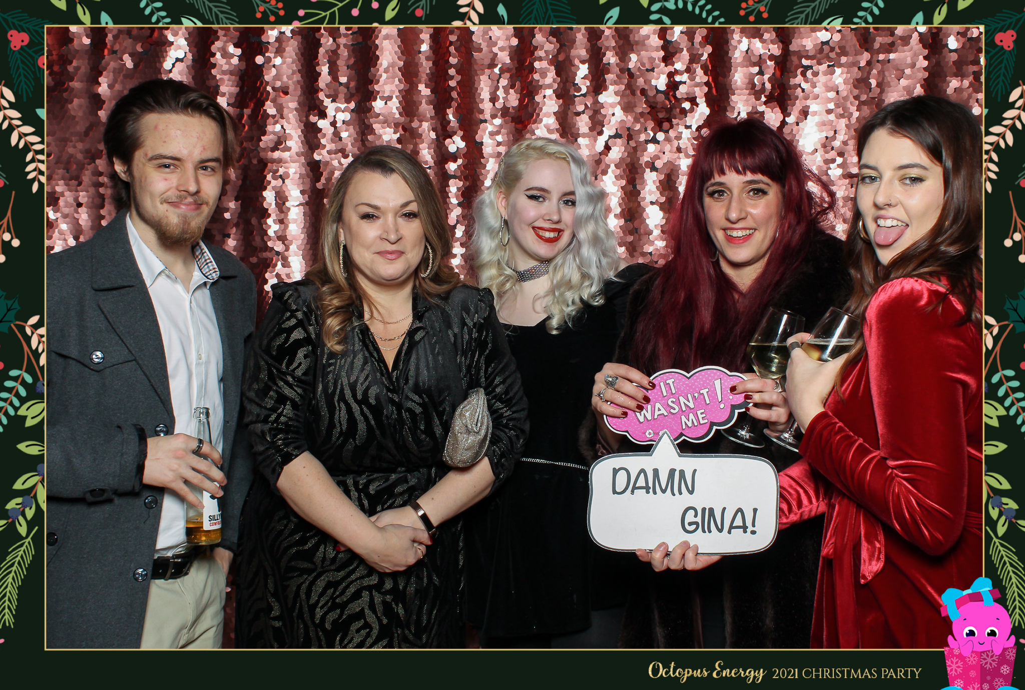 Octopus Energy Christmas Party 2021 | View more photos from the event at gallery.freshbooths.com/u/FreshBooths/Octopus-Energy-Christmas-Party-2021