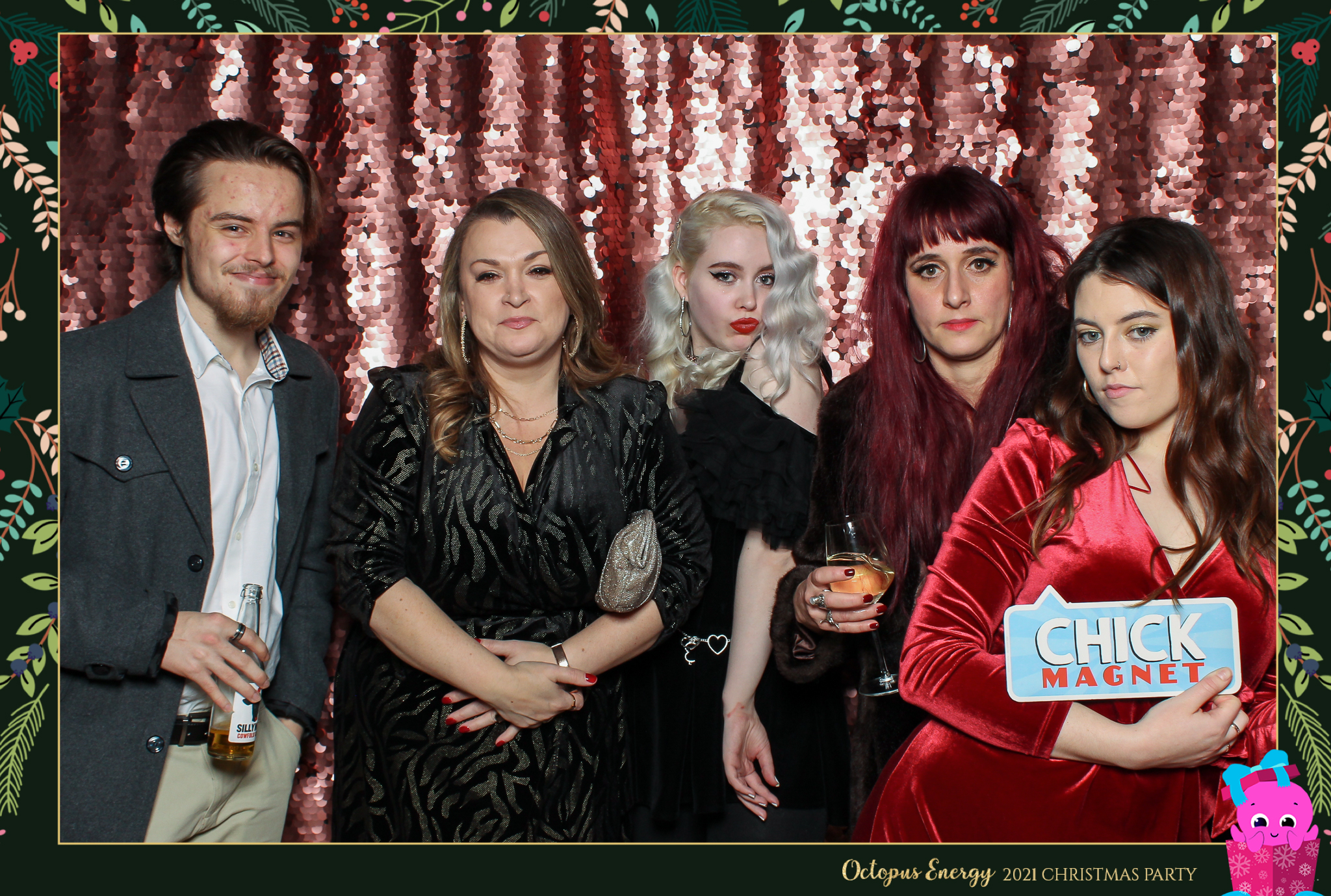 Octopus Energy Christmas Party 2021 | View more photos from the event at gallery.freshbooths.com/u/FreshBooths/Octopus-Energy-Christmas-Party-2021