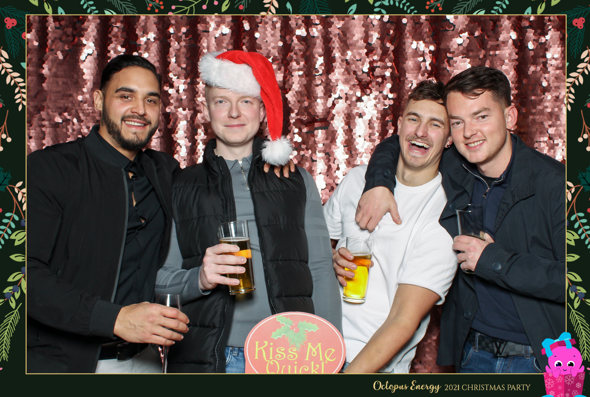 Octopus Energy Christmas Party 2021 | View more photos from the event at gallery.freshbooths.com/u/FreshBooths/Octopus-Energy-Christmas-Party-2021