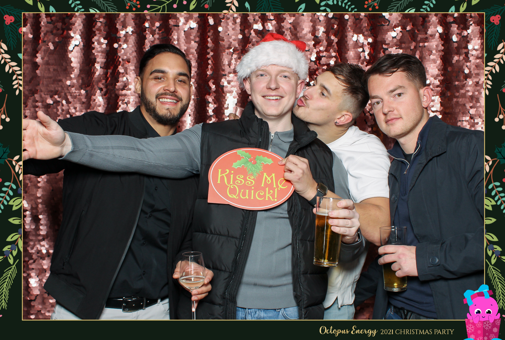 Octopus Energy Christmas Party 2021 | View more photos from the event at gallery.freshbooths.com/u/FreshBooths/Octopus-Energy-Christmas-Party-2021