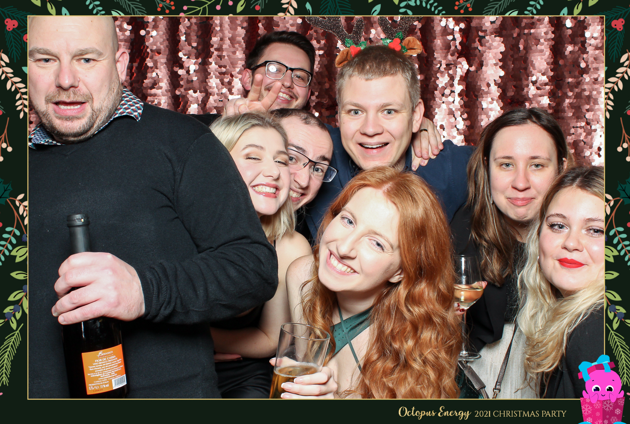 Octopus Energy Christmas Party 2021 | View more photos from the event at gallery.freshbooths.com/u/FreshBooths/Octopus-Energy-Christmas-Party-2021