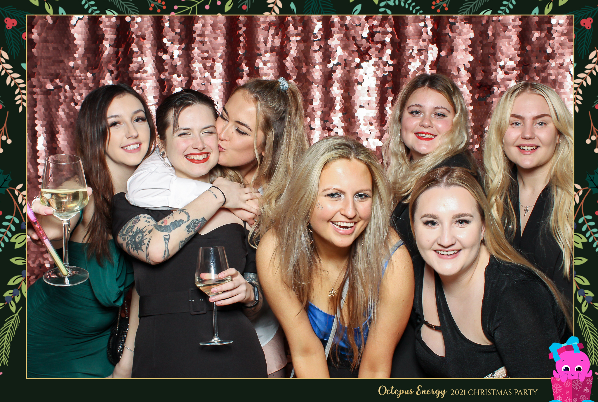Octopus Energy Christmas Party 2021 | View more photos from the event at gallery.freshbooths.com/u/FreshBooths/Octopus-Energy-Christmas-Party-2021