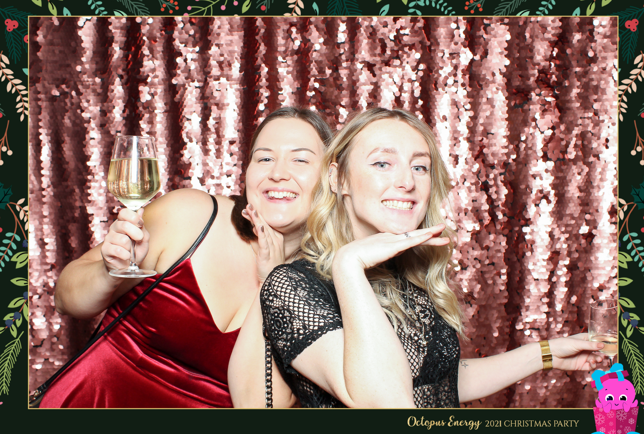 Octopus Energy Christmas Party 2021 | View more photos from the event at gallery.freshbooths.com/u/FreshBooths/Octopus-Energy-Christmas-Party-2021