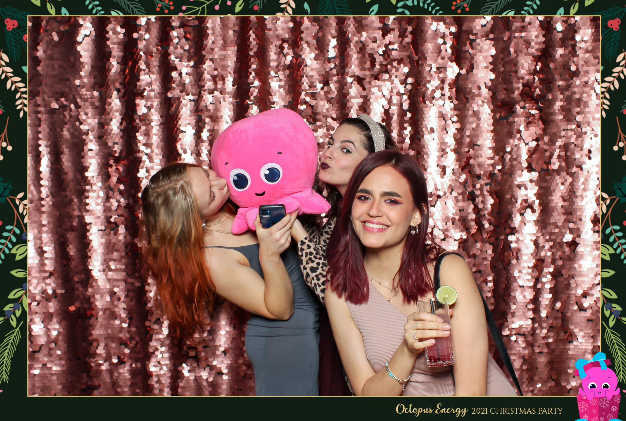 Octopus Energy Christmas Party 2021 | View more photos from the event at gallery.freshbooths.com/u/FreshBooths/Octopus-Energy-Christmas-Party-2021