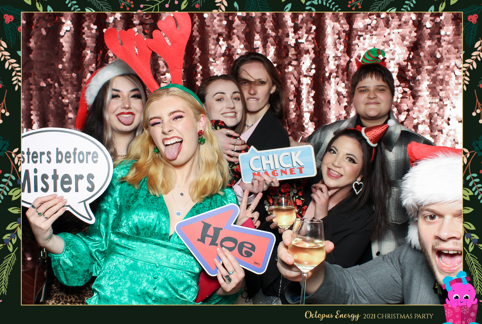 Octopus Energy Christmas Party 2021 | View more photos from the event at gallery.freshbooths.com/u/FreshBooths/Octopus-Energy-Christmas-Party-2021