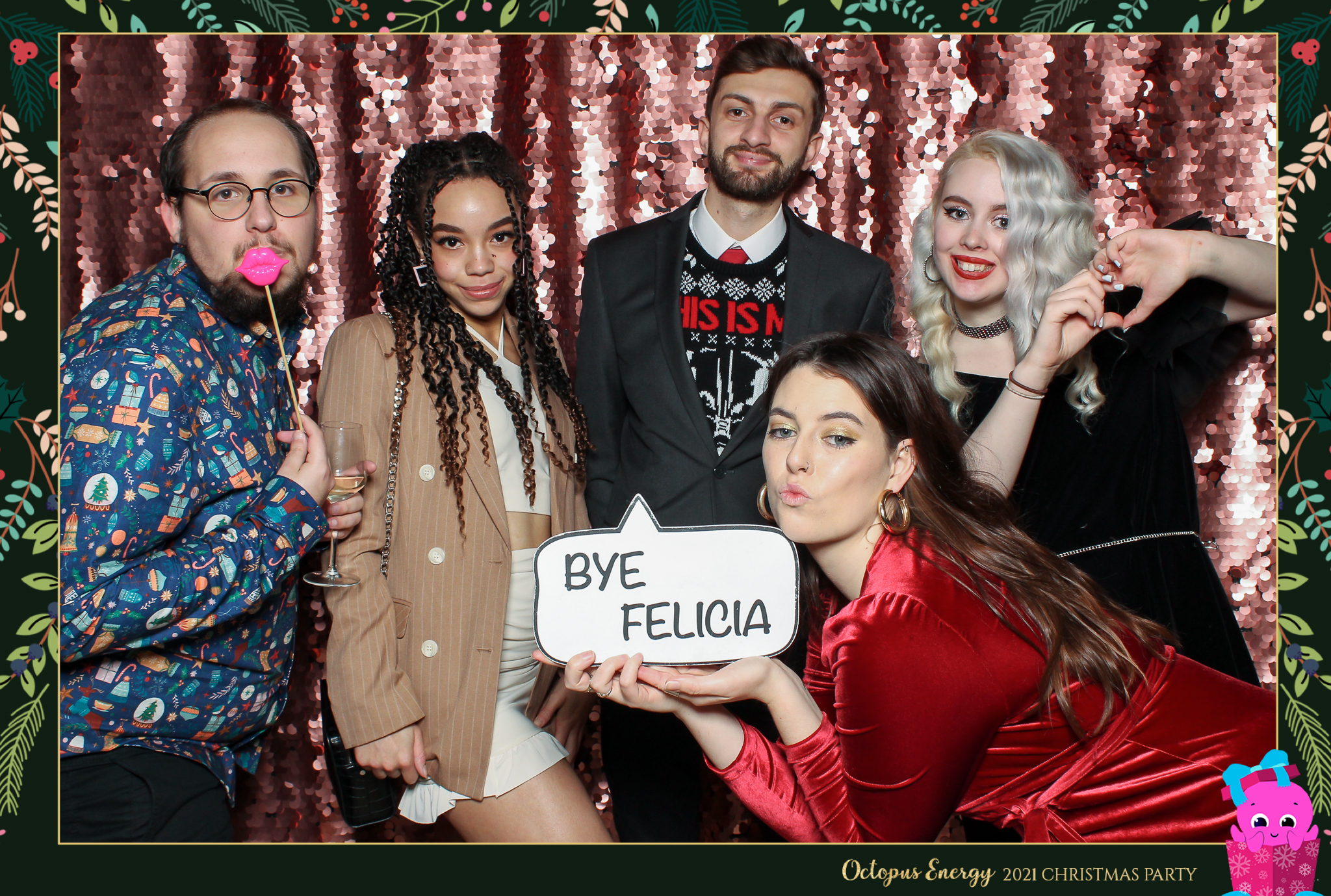 Octopus Energy Christmas Party 2021 | View more photos from the event at gallery.freshbooths.com/u/FreshBooths/Octopus-Energy-Christmas-Party-2021