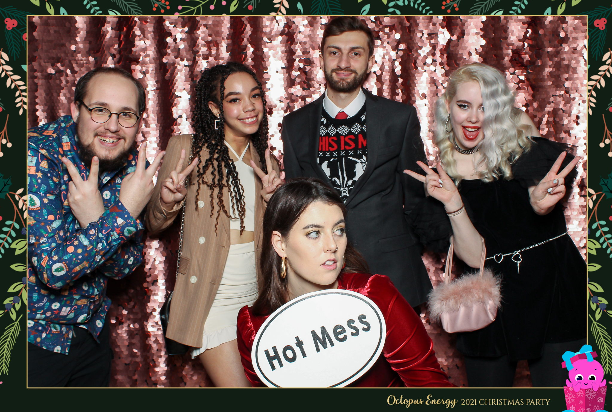 Octopus Energy Christmas Party 2021 | View more photos from the event at gallery.freshbooths.com/u/FreshBooths/Octopus-Energy-Christmas-Party-2021