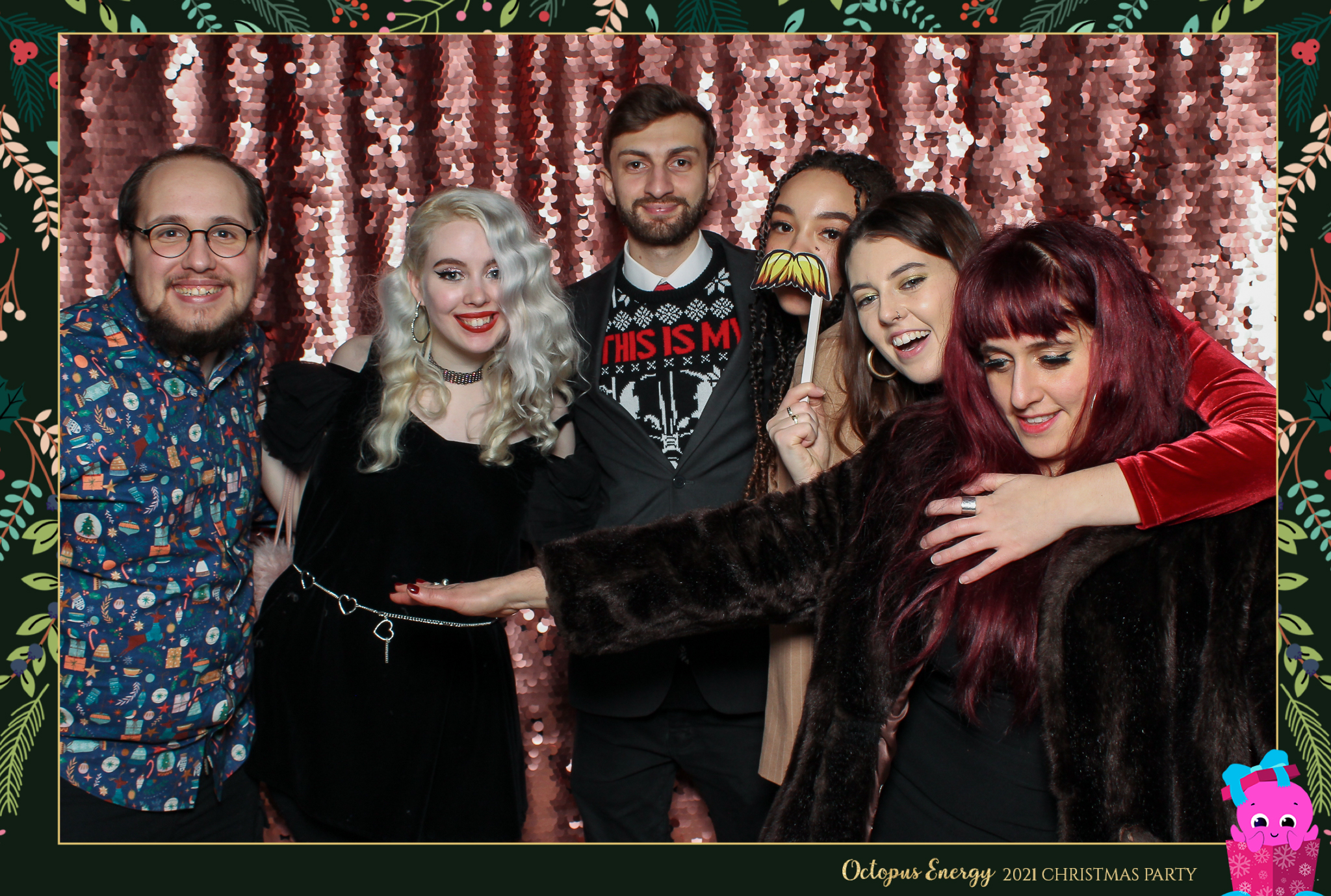 Octopus Energy Christmas Party 2021 | View more photos from the event at gallery.freshbooths.com/u/FreshBooths/Octopus-Energy-Christmas-Party-2021