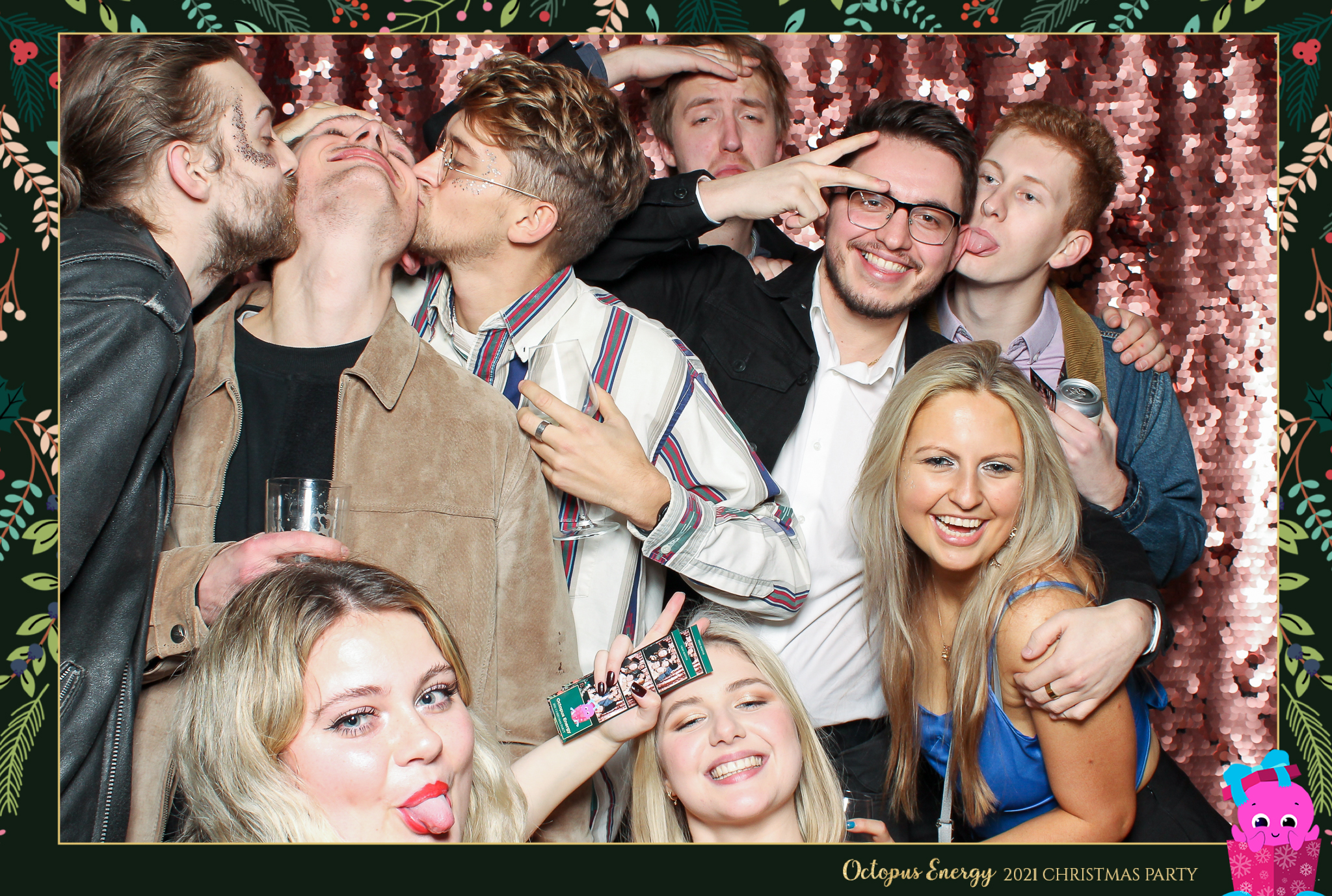 Octopus Energy Christmas Party 2021 | View more photos from the event at gallery.freshbooths.com/u/FreshBooths/Octopus-Energy-Christmas-Party-2021