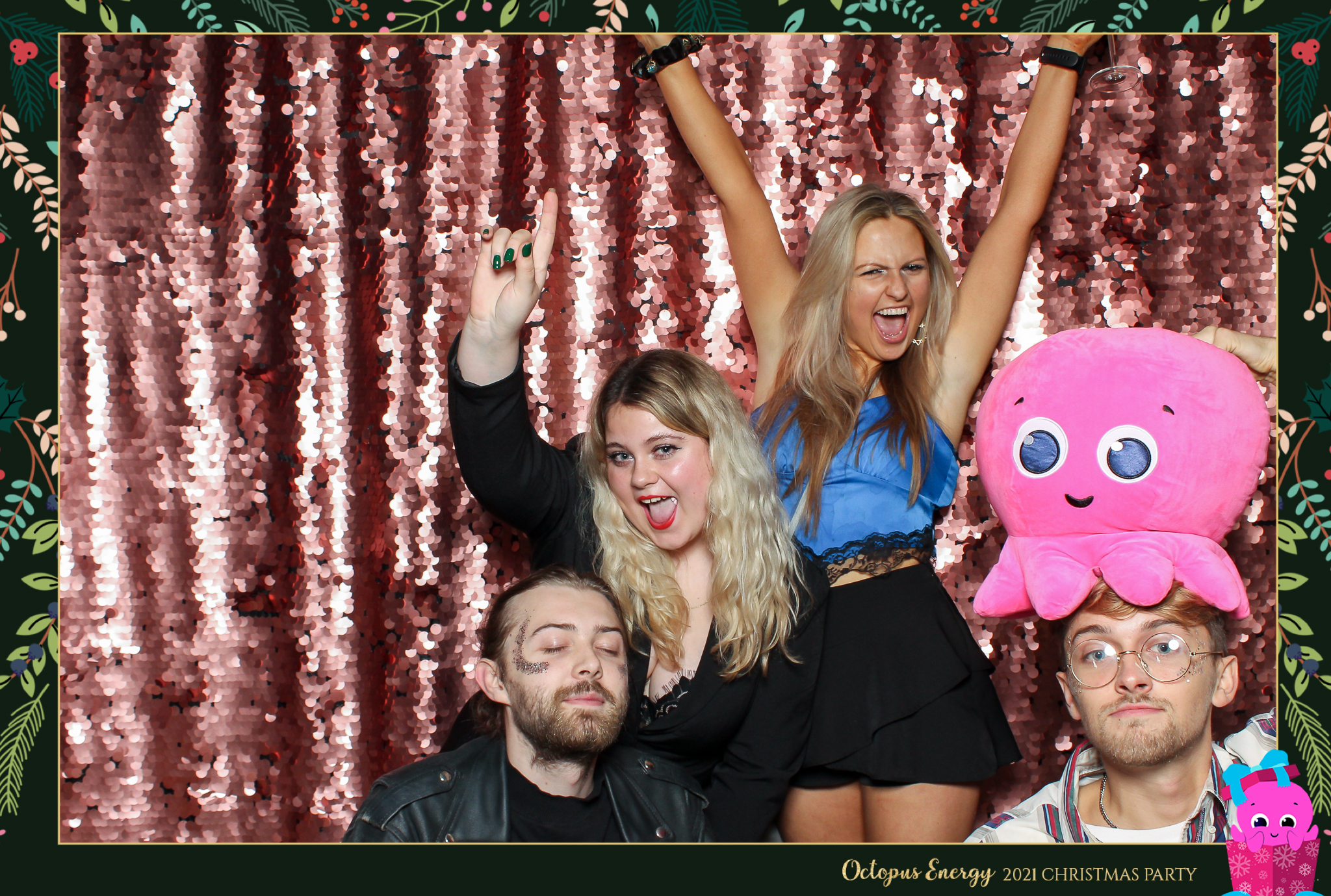 Octopus Energy Christmas Party 2021 | View more photos from the event at gallery.freshbooths.com/u/FreshBooths/Octopus-Energy-Christmas-Party-2021