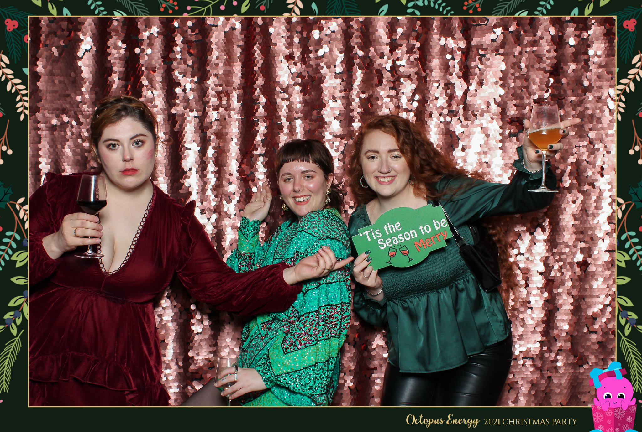Octopus Energy Christmas Party 2021 | View more photos from the event at gallery.freshbooths.com/u/FreshBooths/Octopus-Energy-Christmas-Party-2021