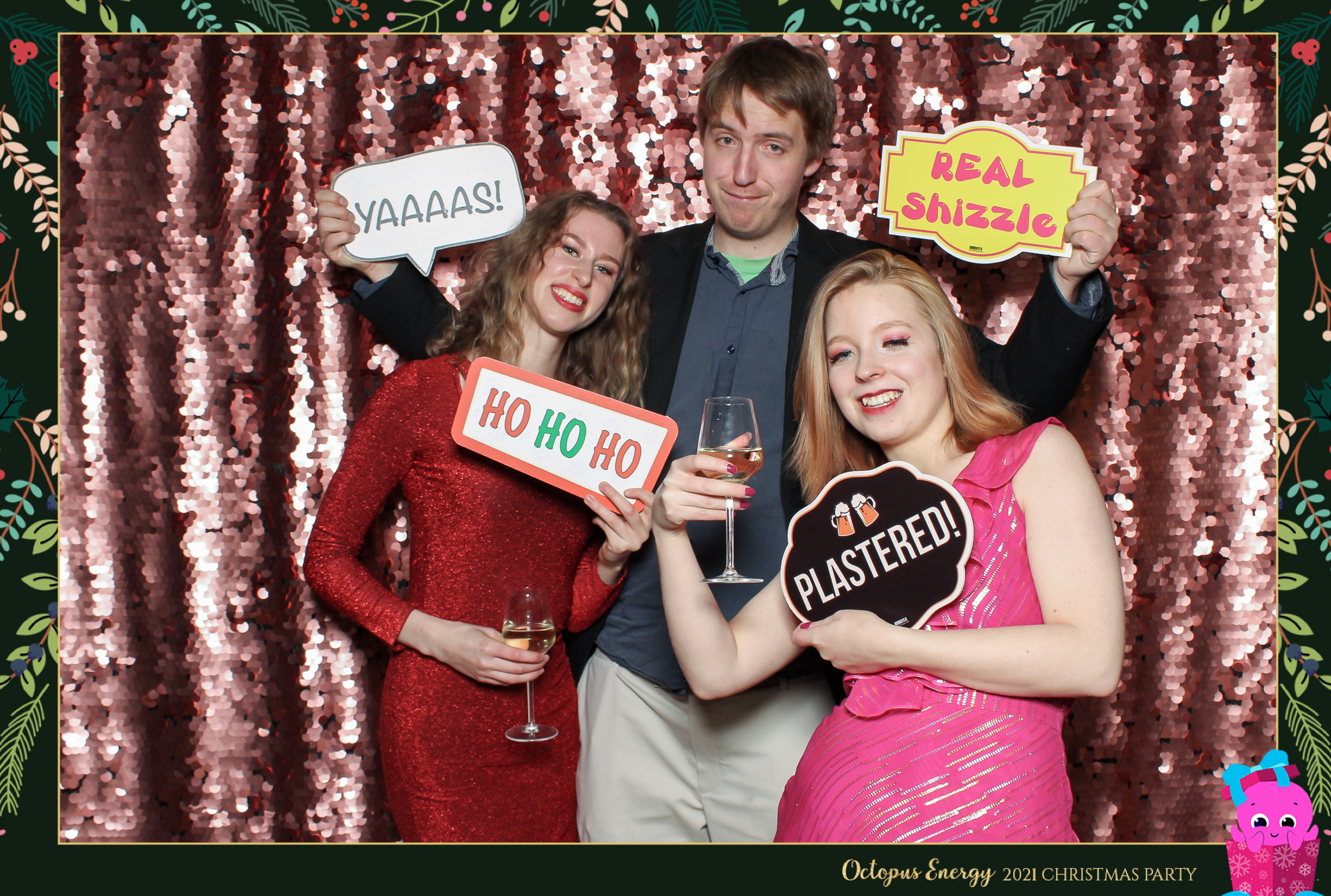 Octopus Energy Christmas Party 2021 | View more photos from the event at gallery.freshbooths.com/u/FreshBooths/Octopus-Energy-Christmas-Party-2021