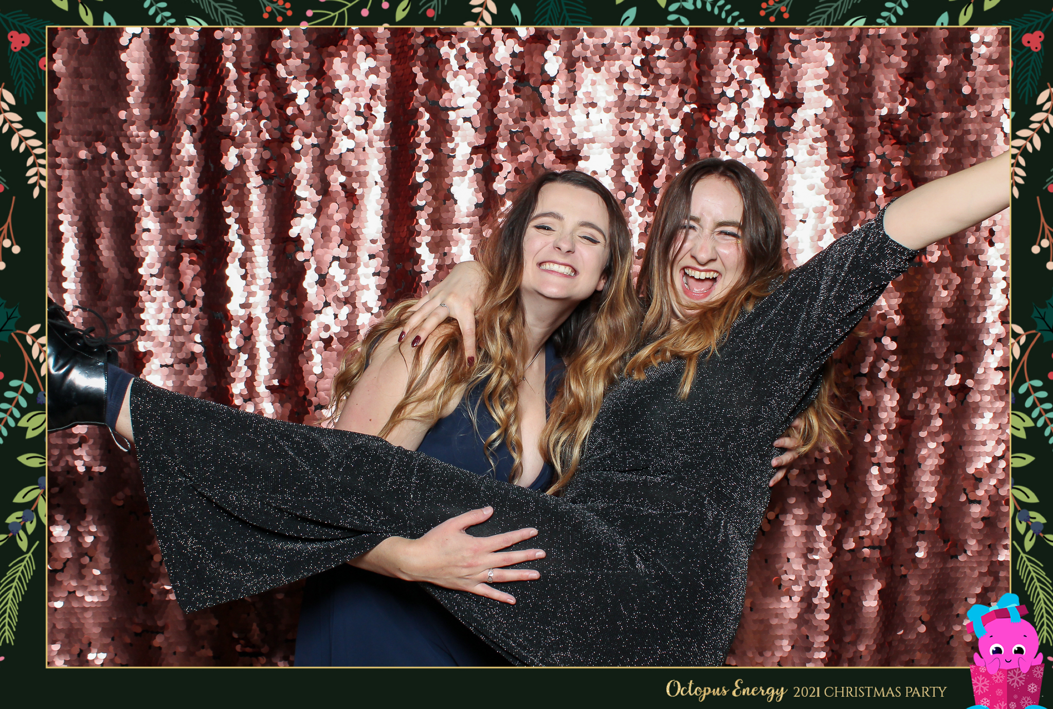 Octopus Energy Christmas Party 2021 | View more photos from the event at gallery.freshbooths.com/u/FreshBooths/Octopus-Energy-Christmas-Party-2021
