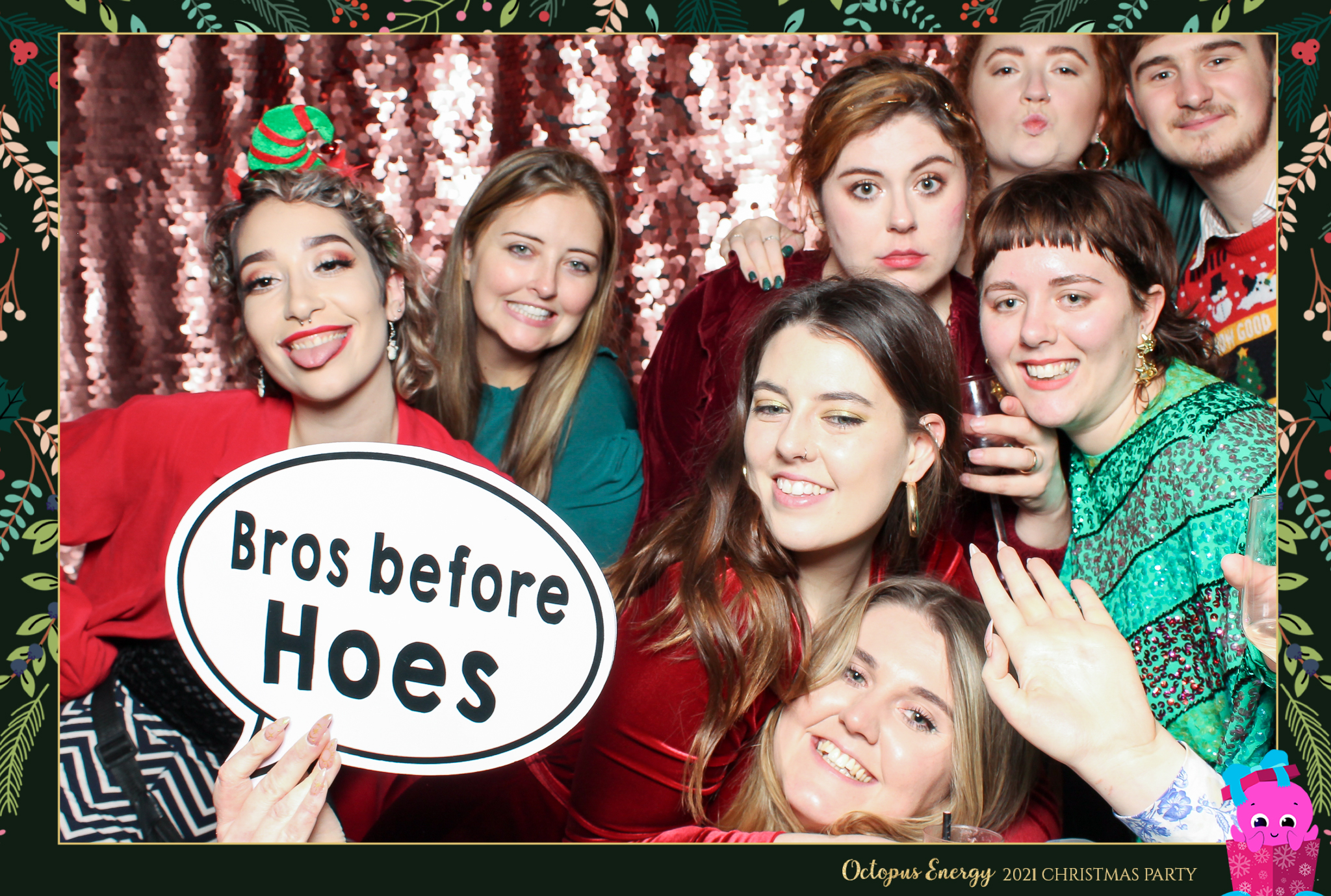 Octopus Energy Christmas Party 2021 | View more photos from the event at gallery.freshbooths.com/u/FreshBooths/Octopus-Energy-Christmas-Party-2021