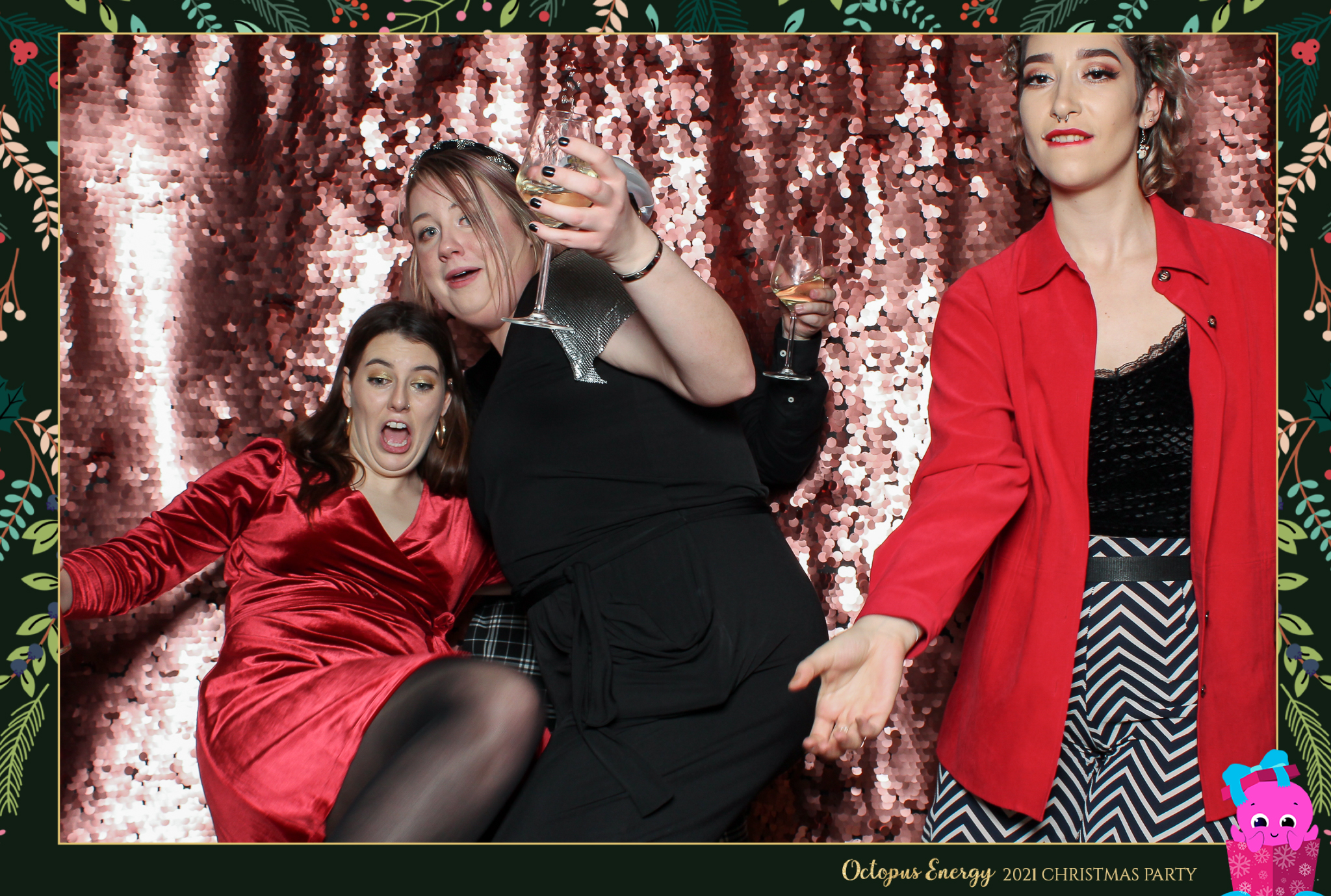 Octopus Energy Christmas Party 2021 | View more photos from the event at gallery.freshbooths.com/u/FreshBooths/Octopus-Energy-Christmas-Party-2021