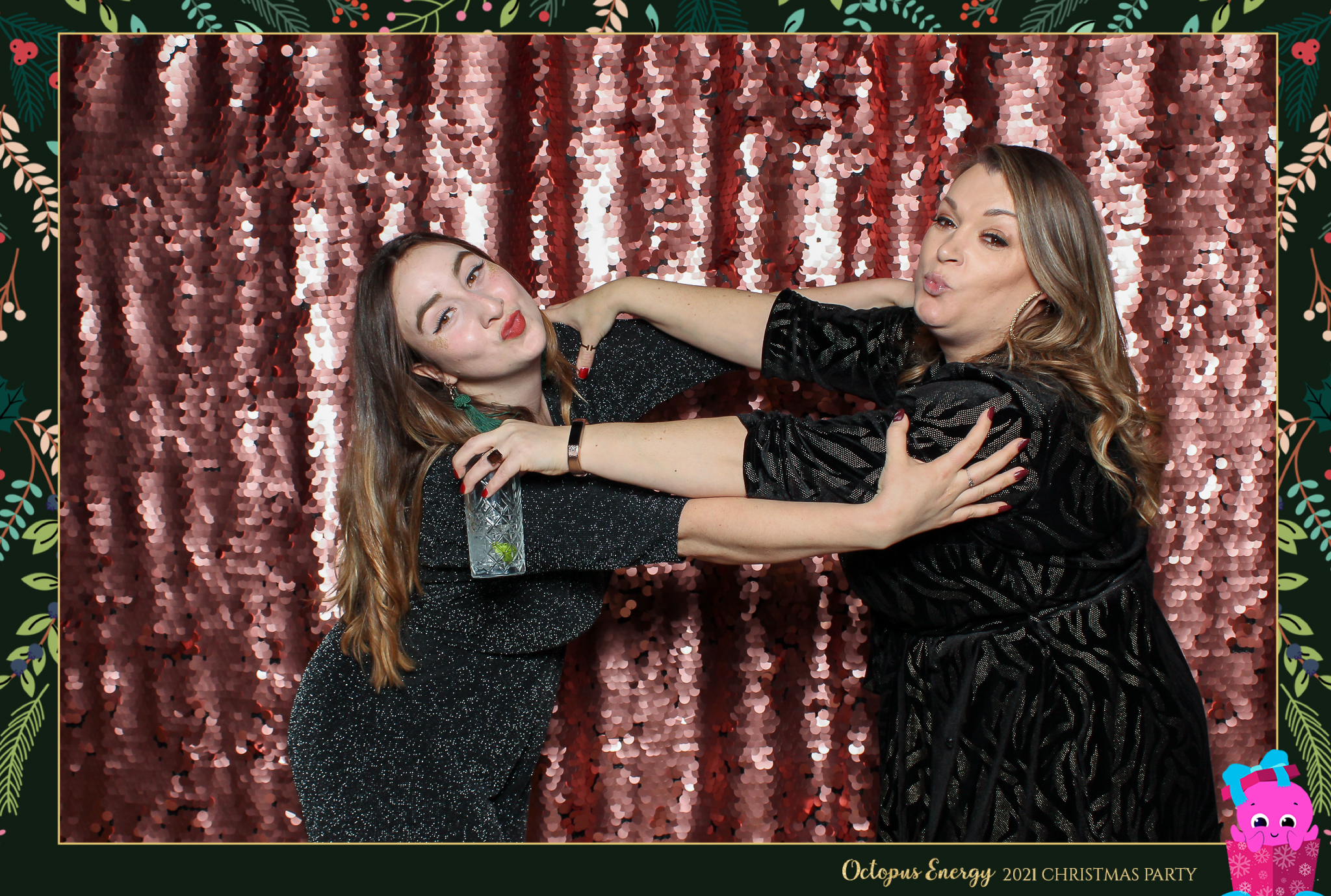 Octopus Energy Christmas Party 2021 | View more photos from the event at gallery.freshbooths.com/u/FreshBooths/Octopus-Energy-Christmas-Party-2021