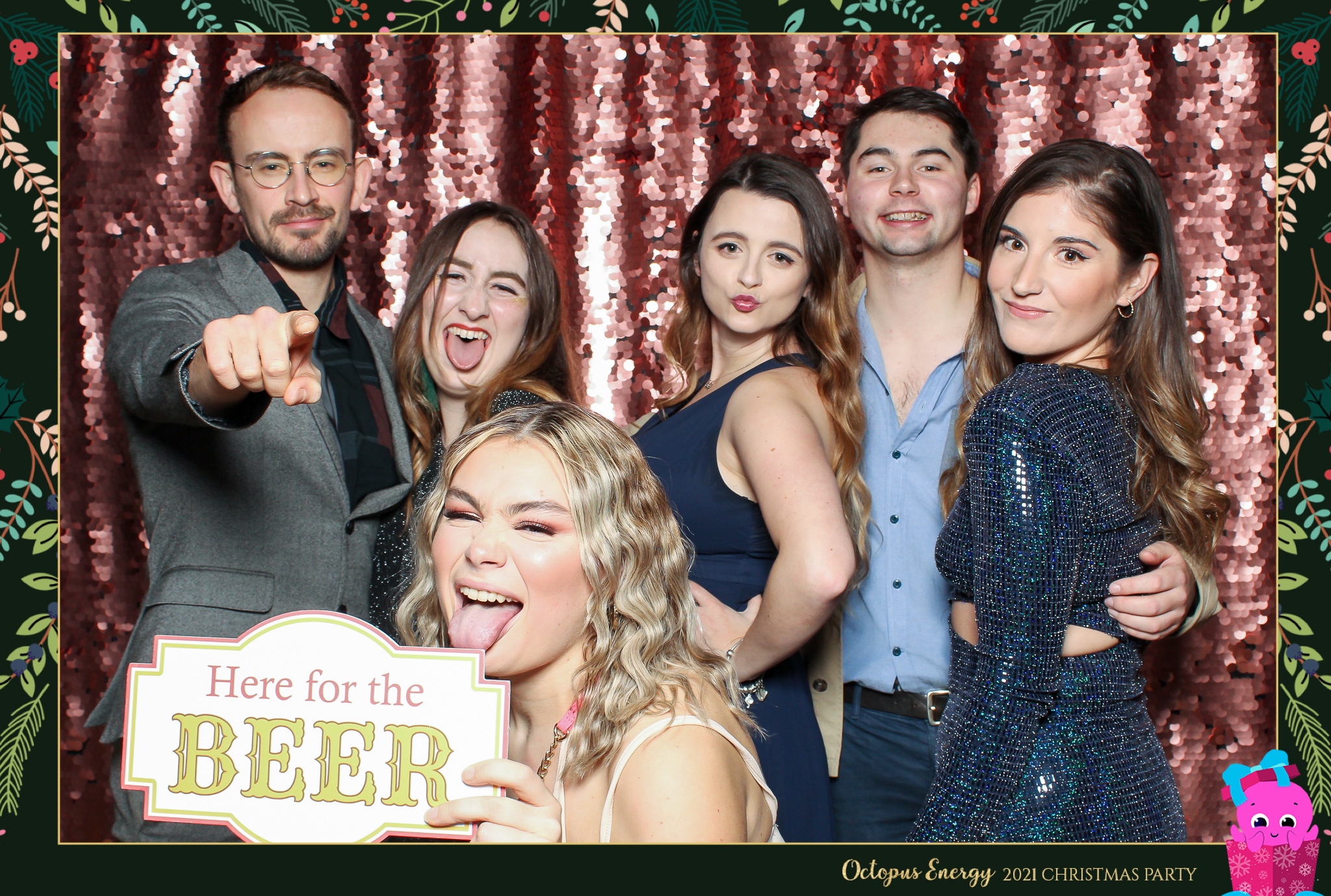 Octopus Energy Christmas Party 2021 | View more photos from the event at gallery.freshbooths.com/u/FreshBooths/Octopus-Energy-Christmas-Party-2021