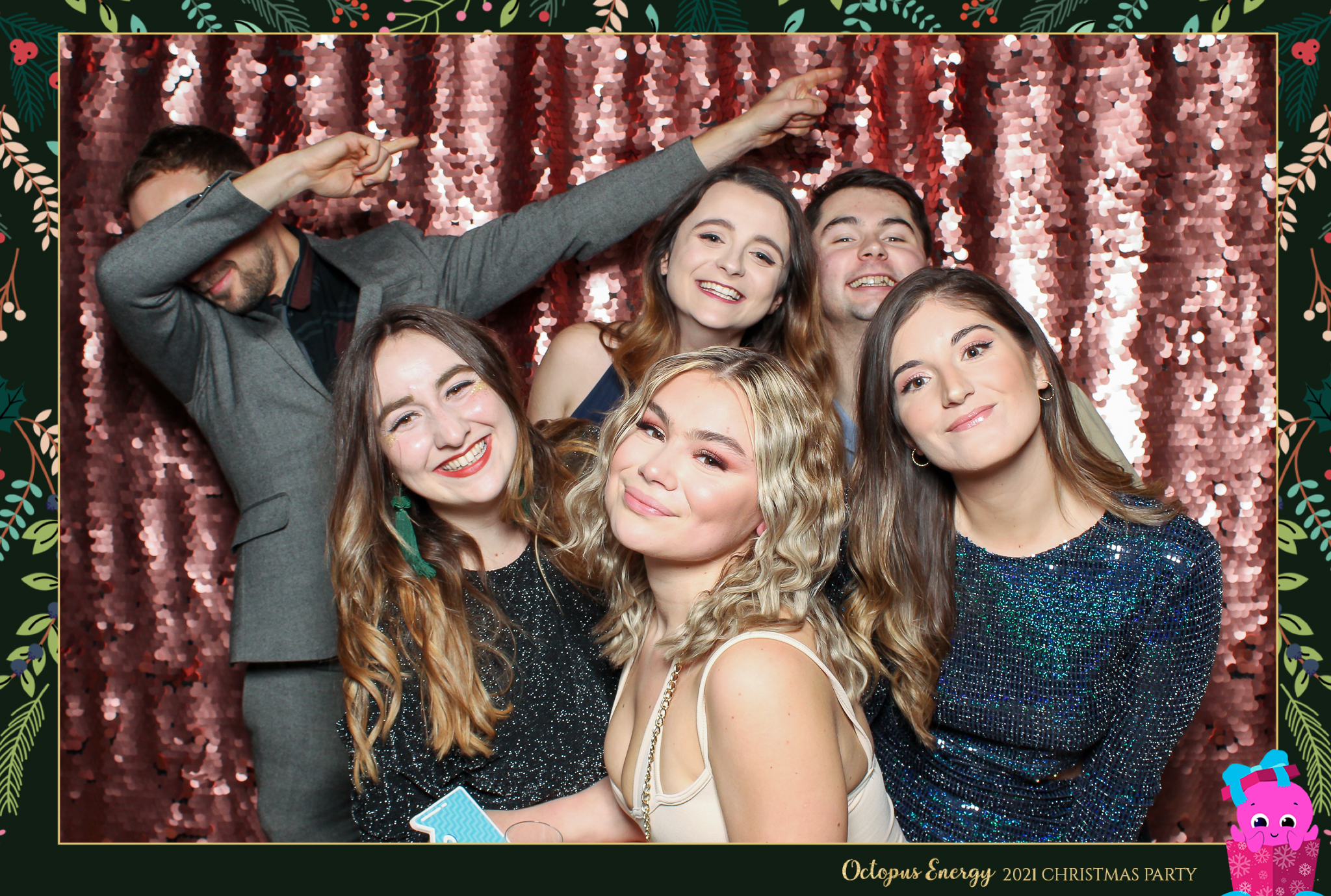Octopus Energy Christmas Party 2021 | View more photos from the event at gallery.freshbooths.com/u/FreshBooths/Octopus-Energy-Christmas-Party-2021
