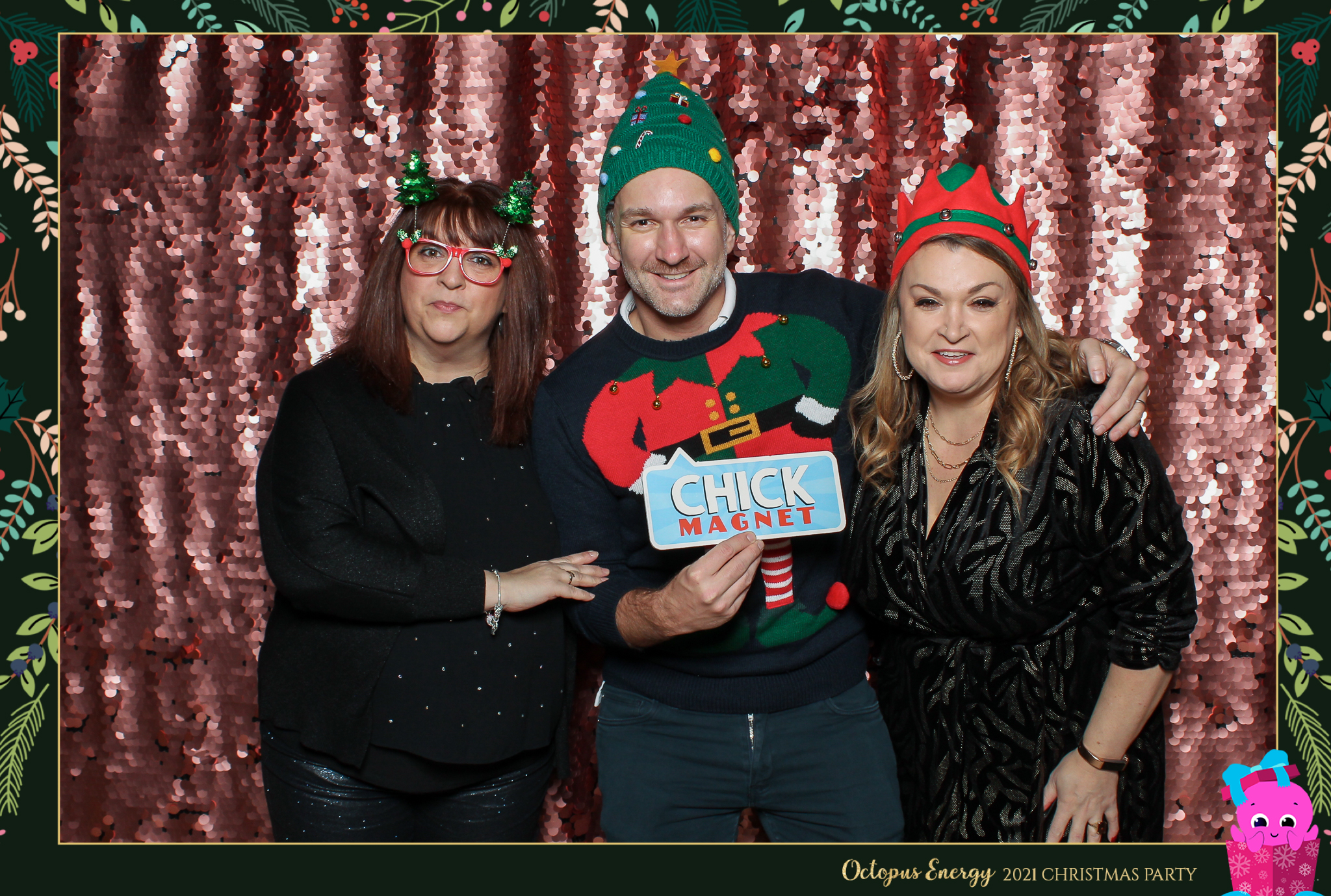Octopus Energy Christmas Party 2021 | View more photos from the event at gallery.freshbooths.com/u/FreshBooths/Octopus-Energy-Christmas-Party-2021