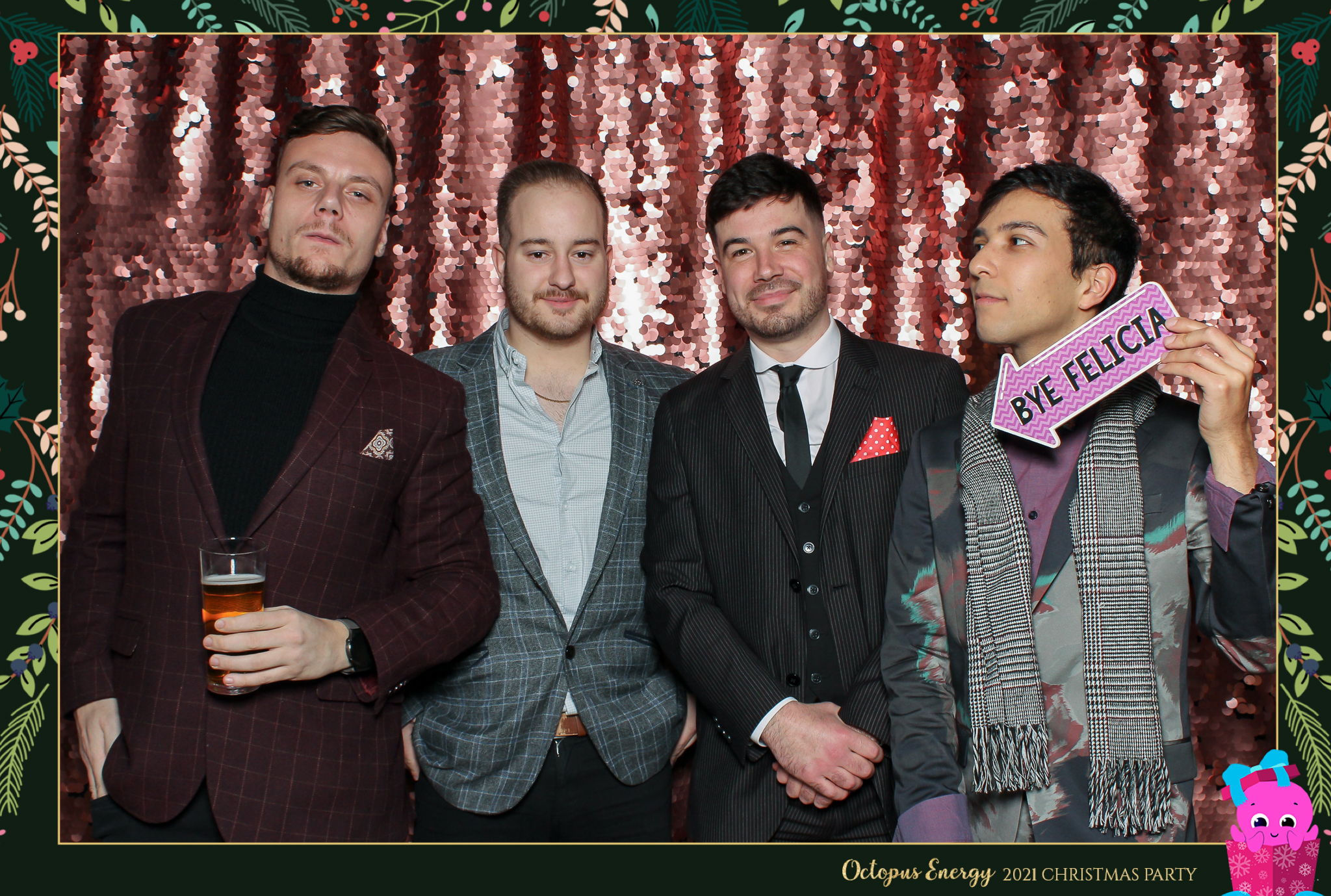 Octopus Energy Christmas Party 2021 | View more photos from the event at gallery.freshbooths.com/u/FreshBooths/Octopus-Energy-Christmas-Party-2021