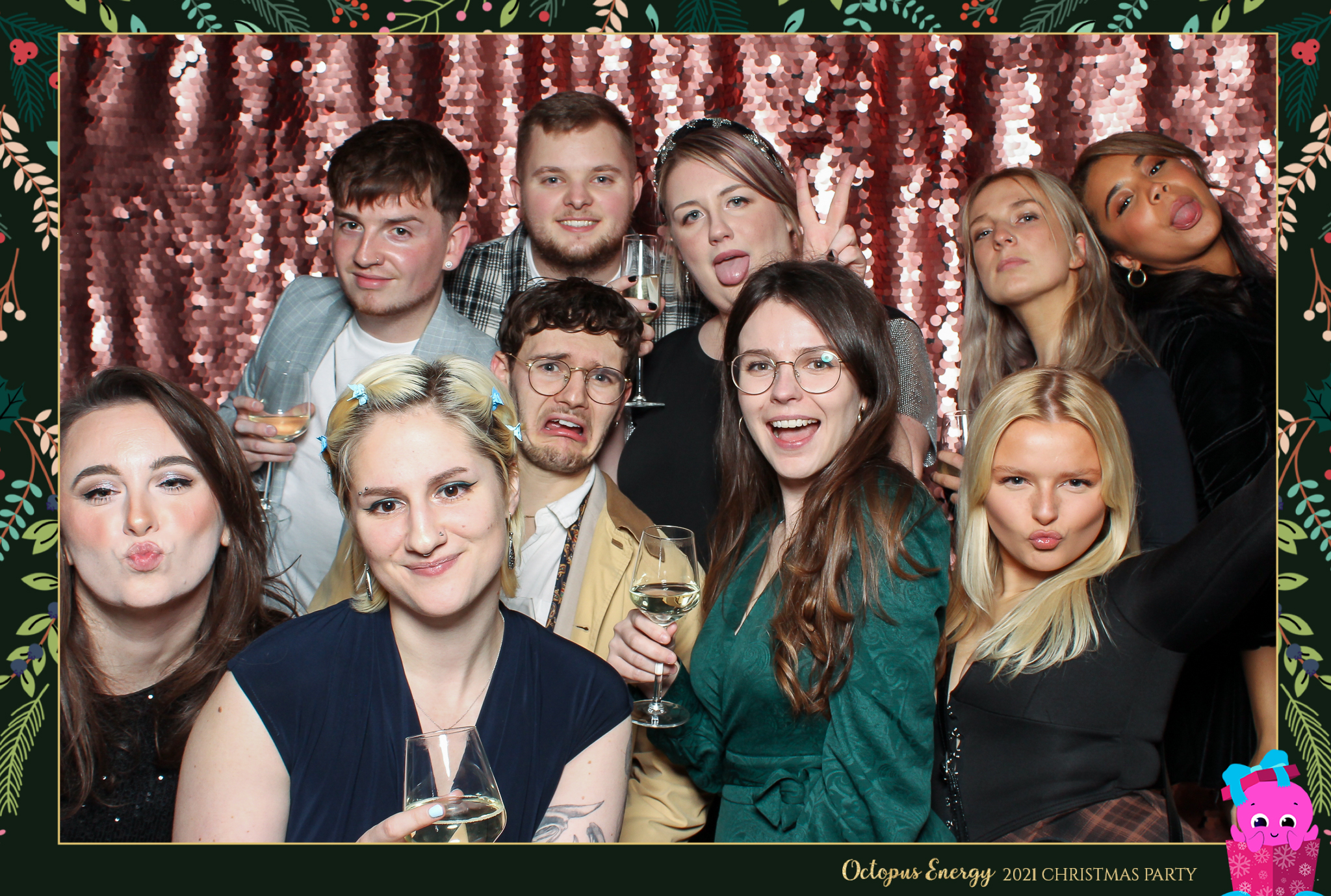 Octopus Energy Christmas Party 2021 | View more photos from the event at gallery.freshbooths.com/u/FreshBooths/Octopus-Energy-Christmas-Party-2021
