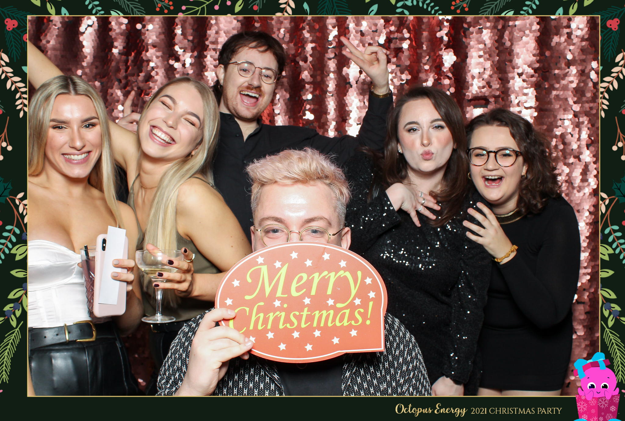 Octopus Energy Christmas Party 2021 | View more photos from the event at gallery.freshbooths.com/u/FreshBooths/Octopus-Energy-Christmas-Party-2021