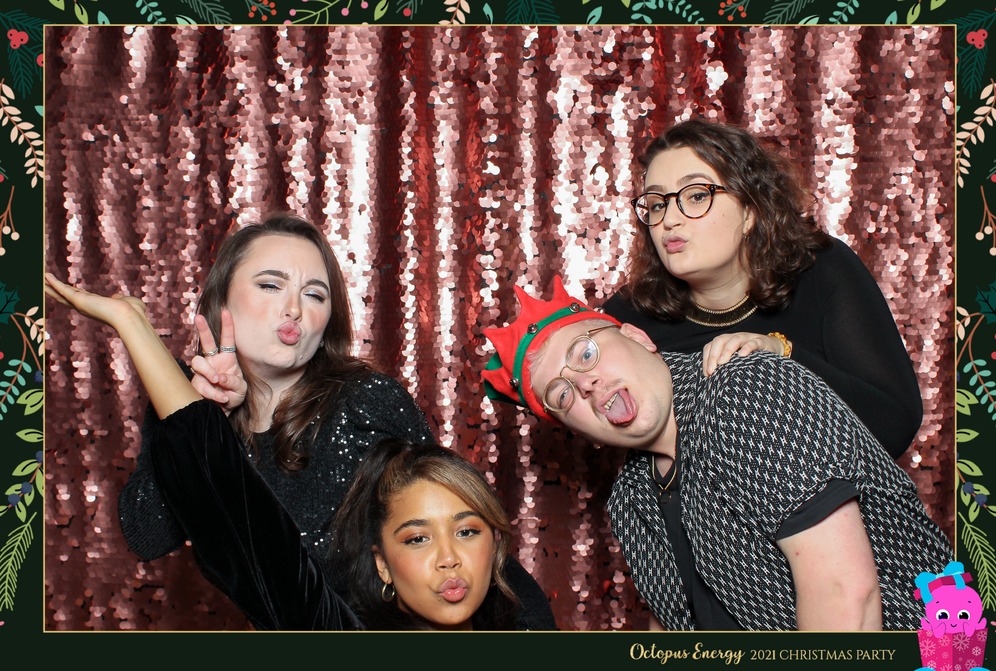 Octopus Energy Christmas Party 2021 | View more photos from the event at gallery.freshbooths.com/u/FreshBooths/Octopus-Energy-Christmas-Party-2021