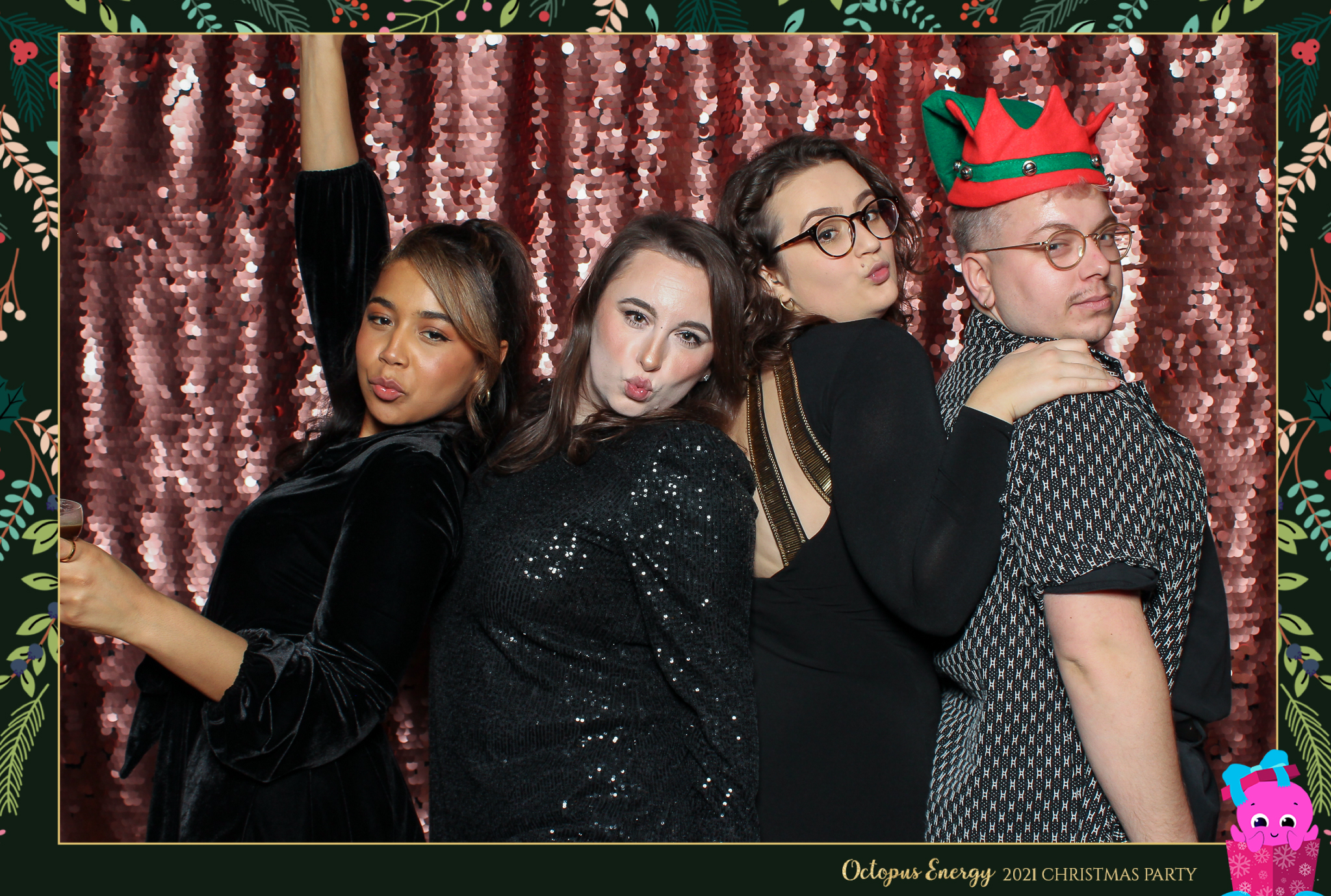 Octopus Energy Christmas Party 2021 | View more photos from the event at gallery.freshbooths.com/u/FreshBooths/Octopus-Energy-Christmas-Party-2021