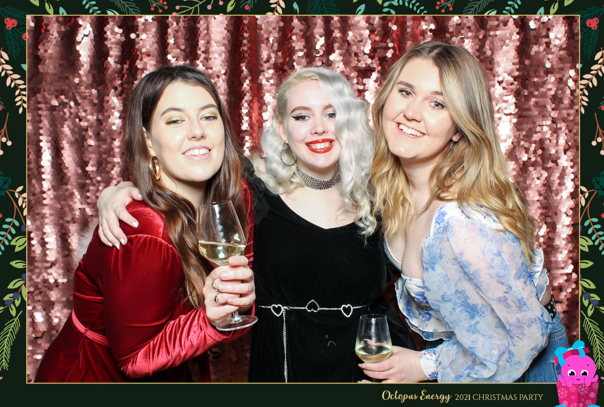 Octopus Energy Christmas Party 2021 | View more photos from the event at gallery.freshbooths.com/u/FreshBooths/Octopus-Energy-Christmas-Party-2021