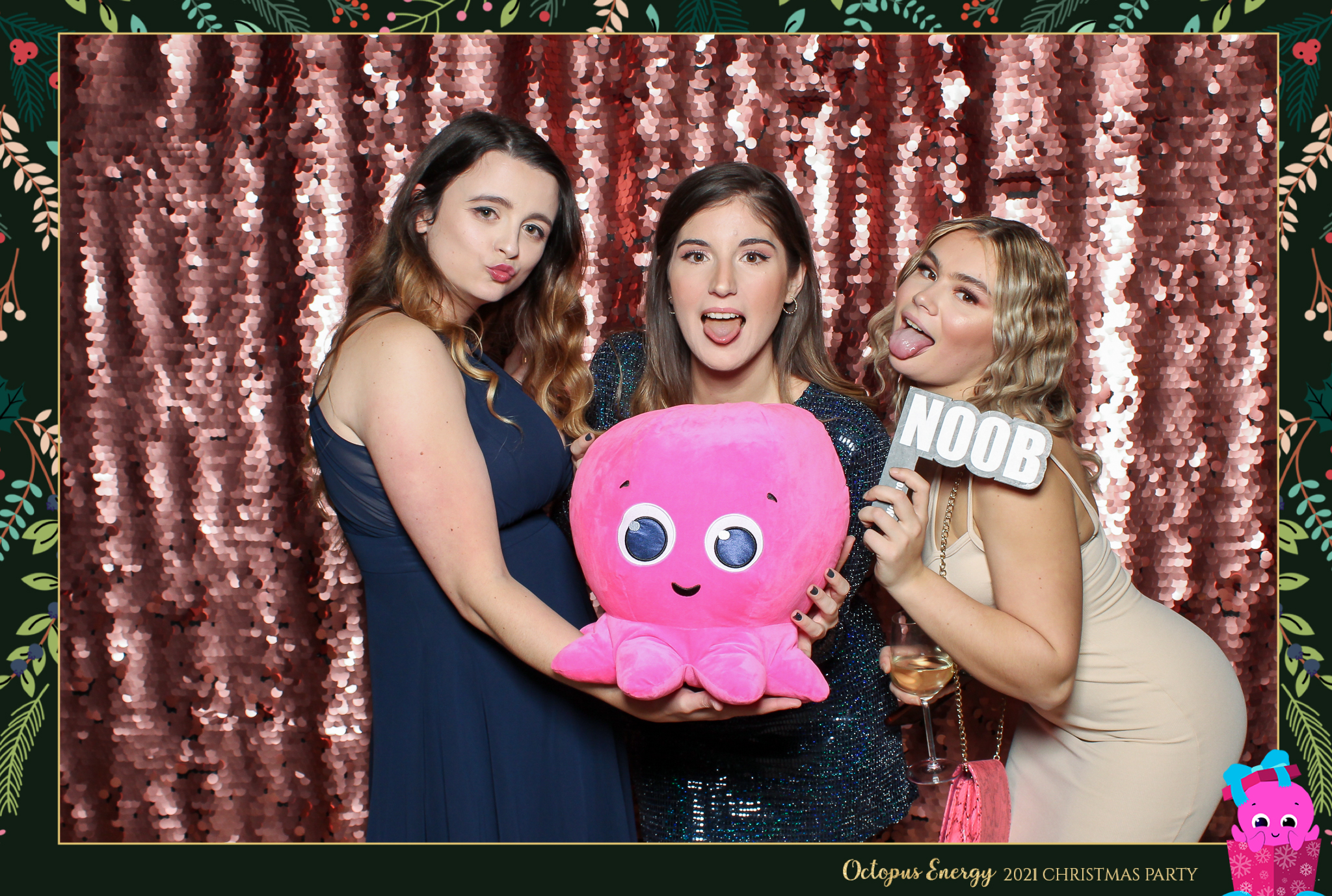 Octopus Energy Christmas Party 2021 | View more photos from the event at gallery.freshbooths.com/u/FreshBooths/Octopus-Energy-Christmas-Party-2021