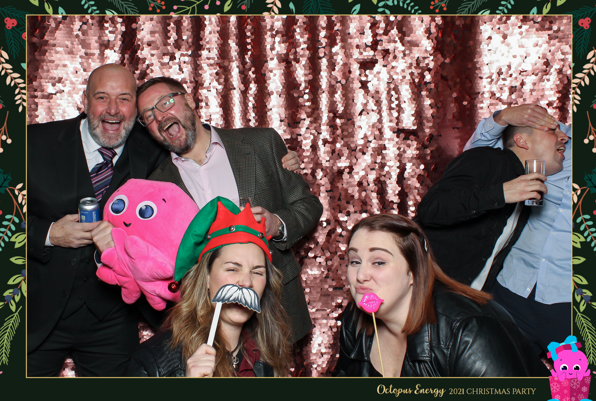 Octopus Energy Christmas Party 2021 | View more photos from the event at gallery.freshbooths.com/u/FreshBooths/Octopus-Energy-Christmas-Party-2021