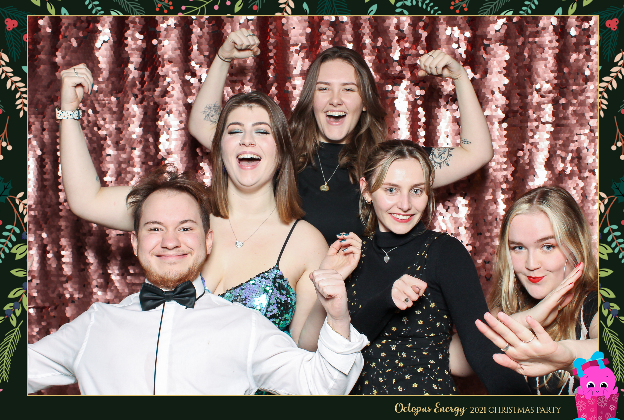 Octopus Energy Christmas Party 2021 | View more photos from the event at gallery.freshbooths.com/u/FreshBooths/Octopus-Energy-Christmas-Party-2021