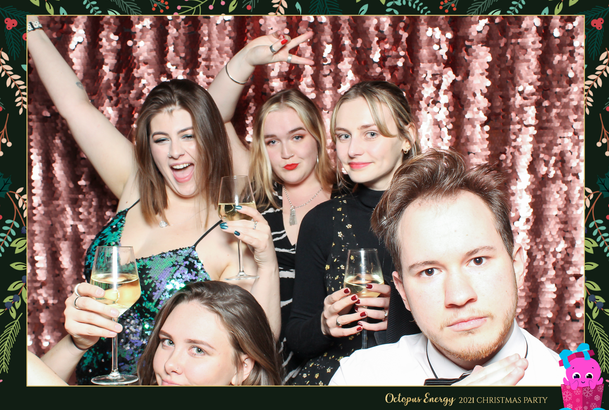 Octopus Energy Christmas Party 2021 | View more photos from the event at gallery.freshbooths.com/u/FreshBooths/Octopus-Energy-Christmas-Party-2021