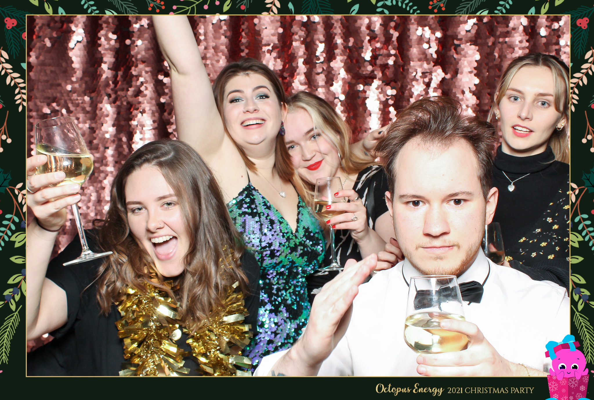 Octopus Energy Christmas Party 2021 | View more photos from the event at gallery.freshbooths.com/u/FreshBooths/Octopus-Energy-Christmas-Party-2021