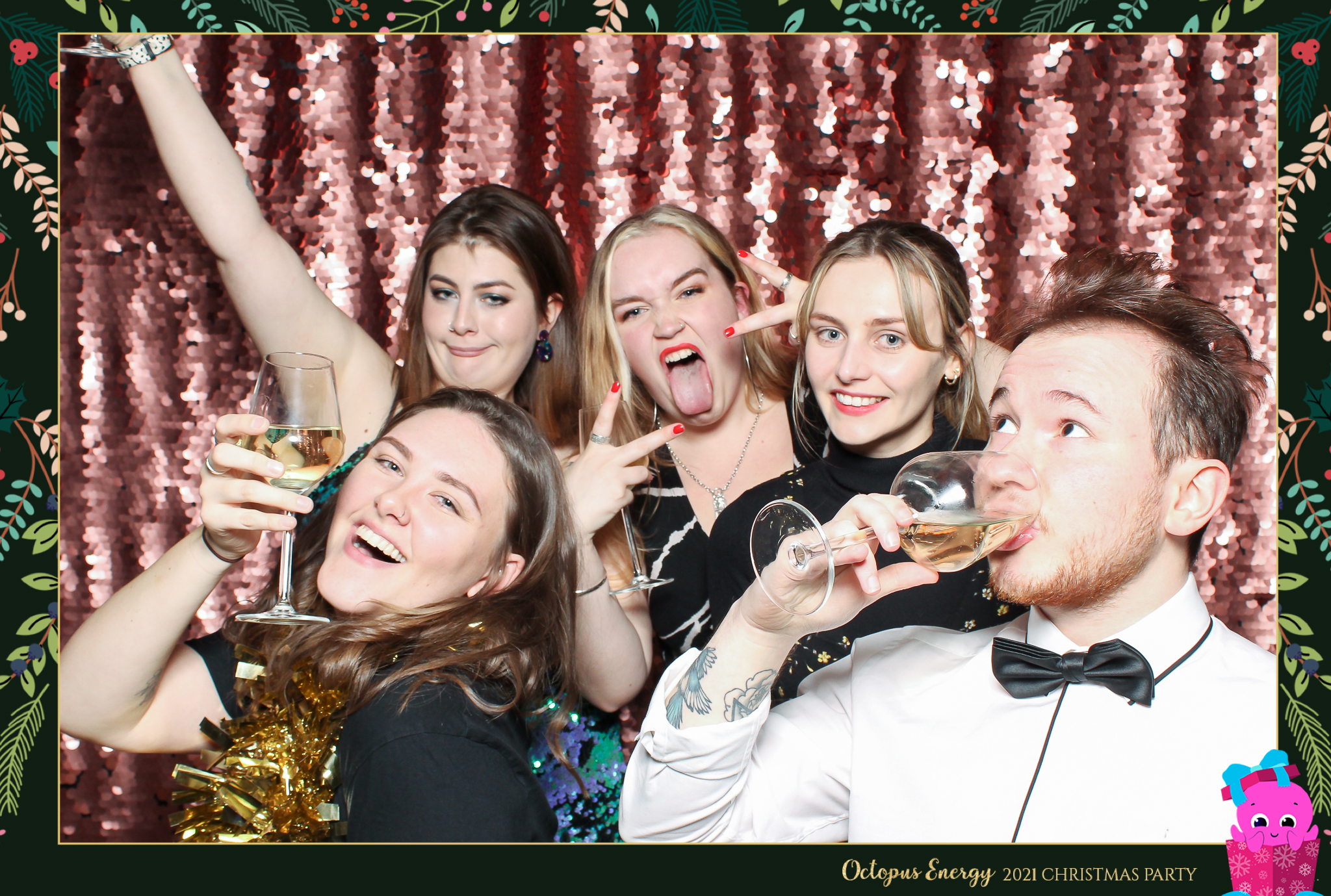 Octopus Energy Christmas Party 2021 | View more photos from the event at gallery.freshbooths.com/u/FreshBooths/Octopus-Energy-Christmas-Party-2021