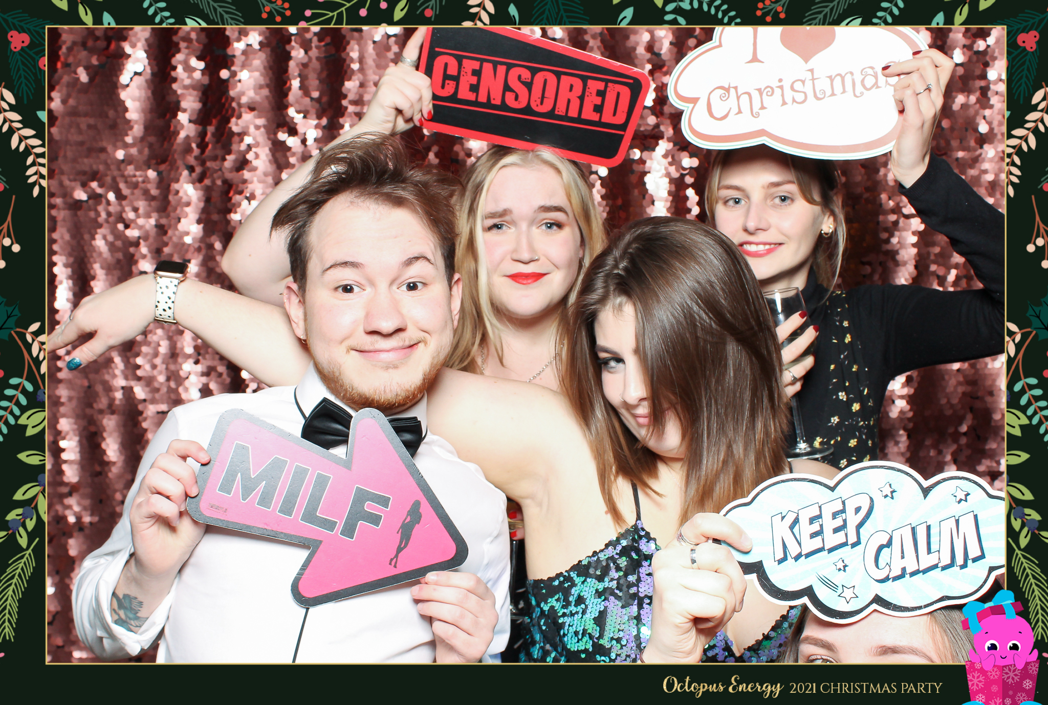 Octopus Energy Christmas Party 2021 | View more photos from the event at gallery.freshbooths.com/u/FreshBooths/Octopus-Energy-Christmas-Party-2021