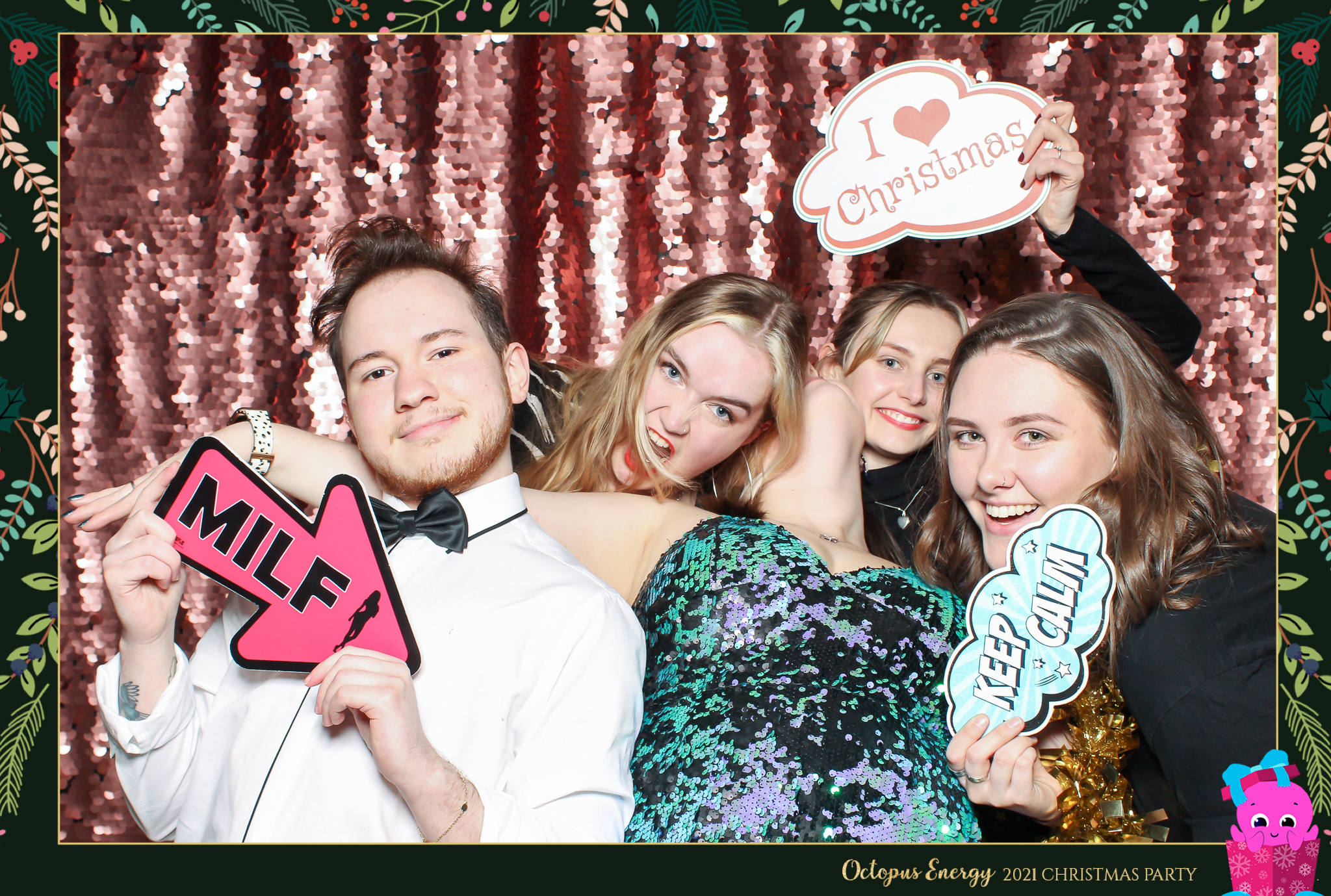 Octopus Energy Christmas Party 2021 | View more photos from the event at gallery.freshbooths.com/u/FreshBooths/Octopus-Energy-Christmas-Party-2021
